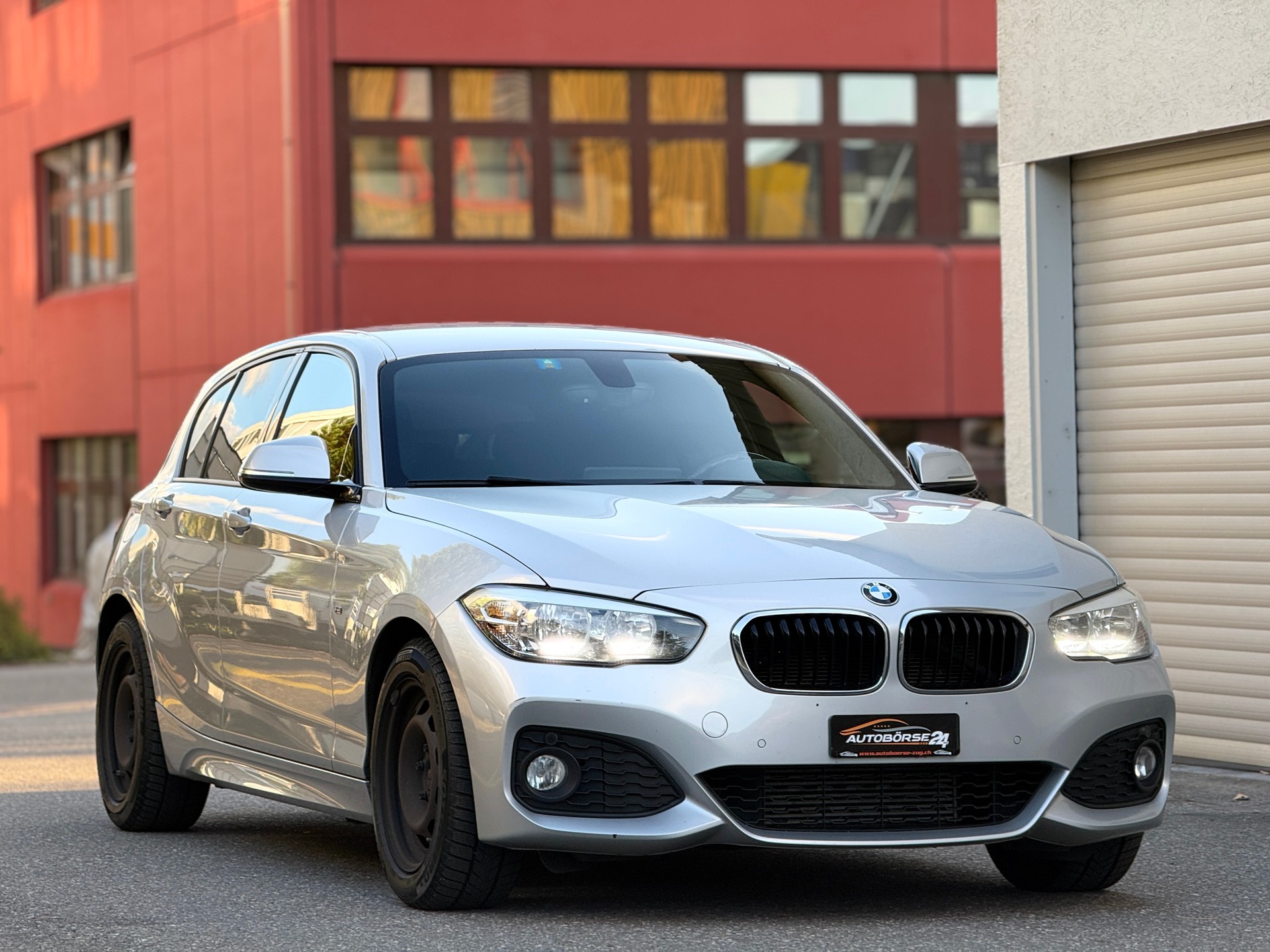 BMW 118d xDrive M Sport-image-1