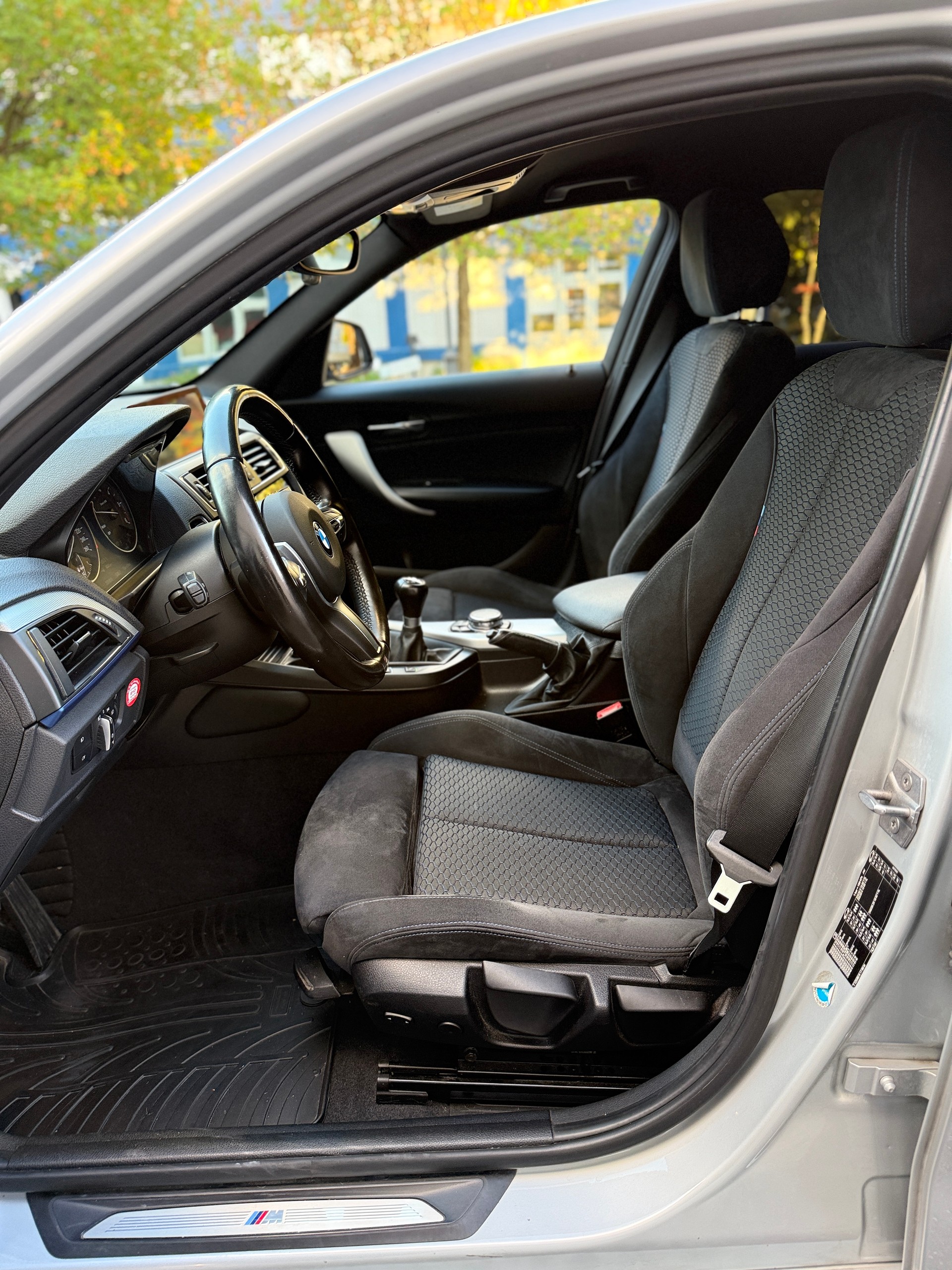 BMW 118d xDrive M Sport-image-6