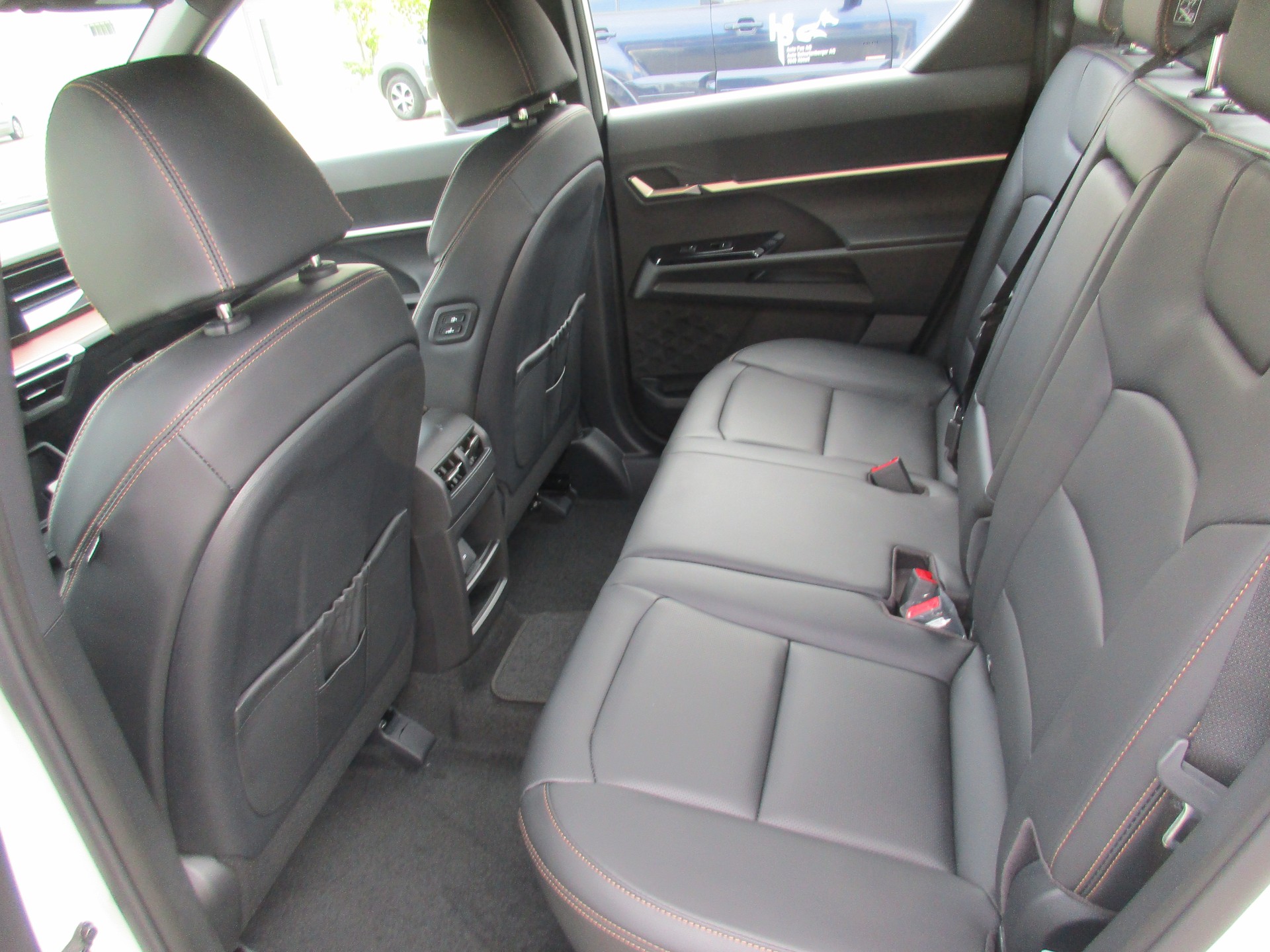 KGM-SsangYong Musso 80,6 kWh Platinum 4WD-image-5
