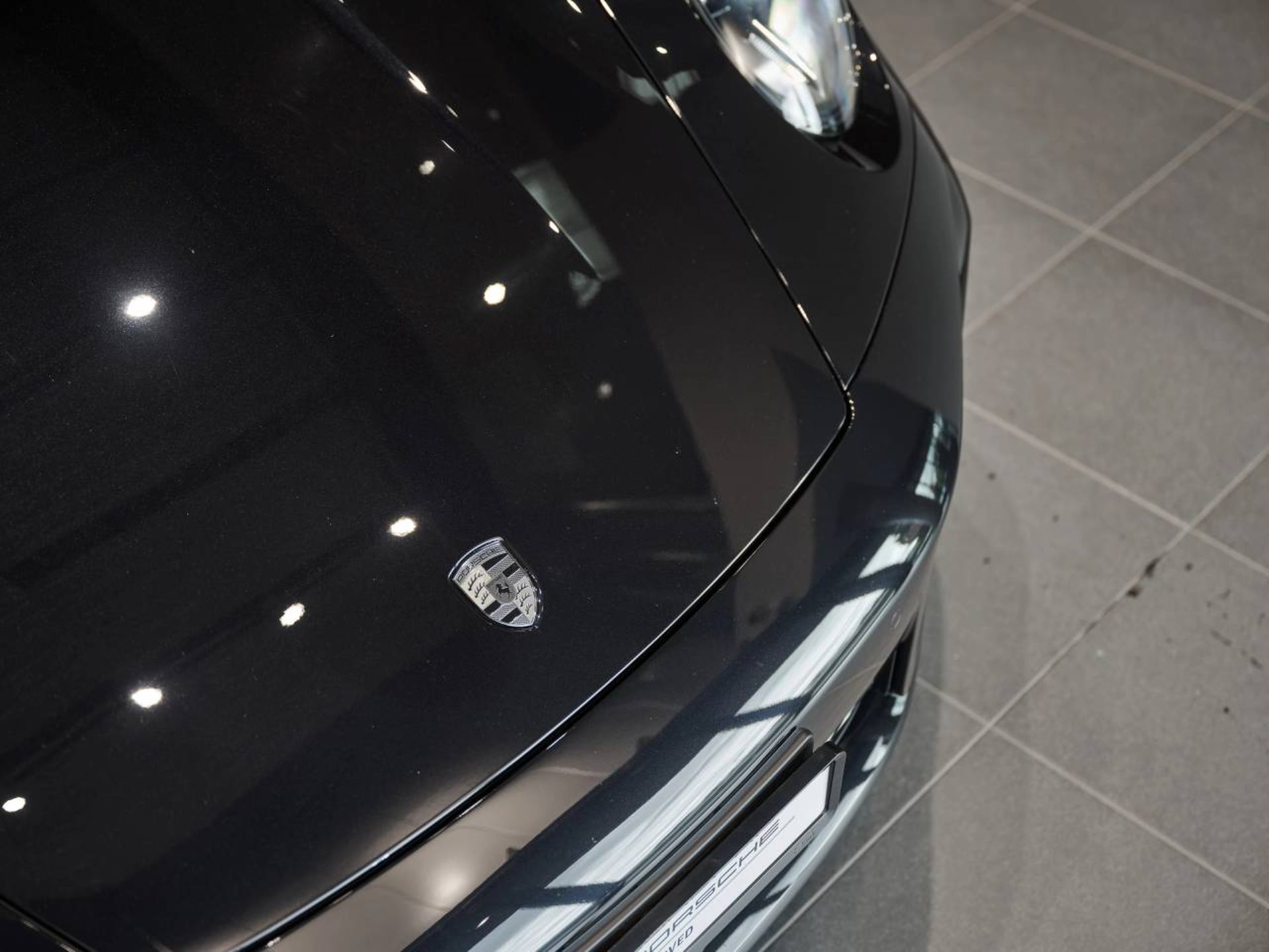 PORSCHE 911 Turbo S-image-22
