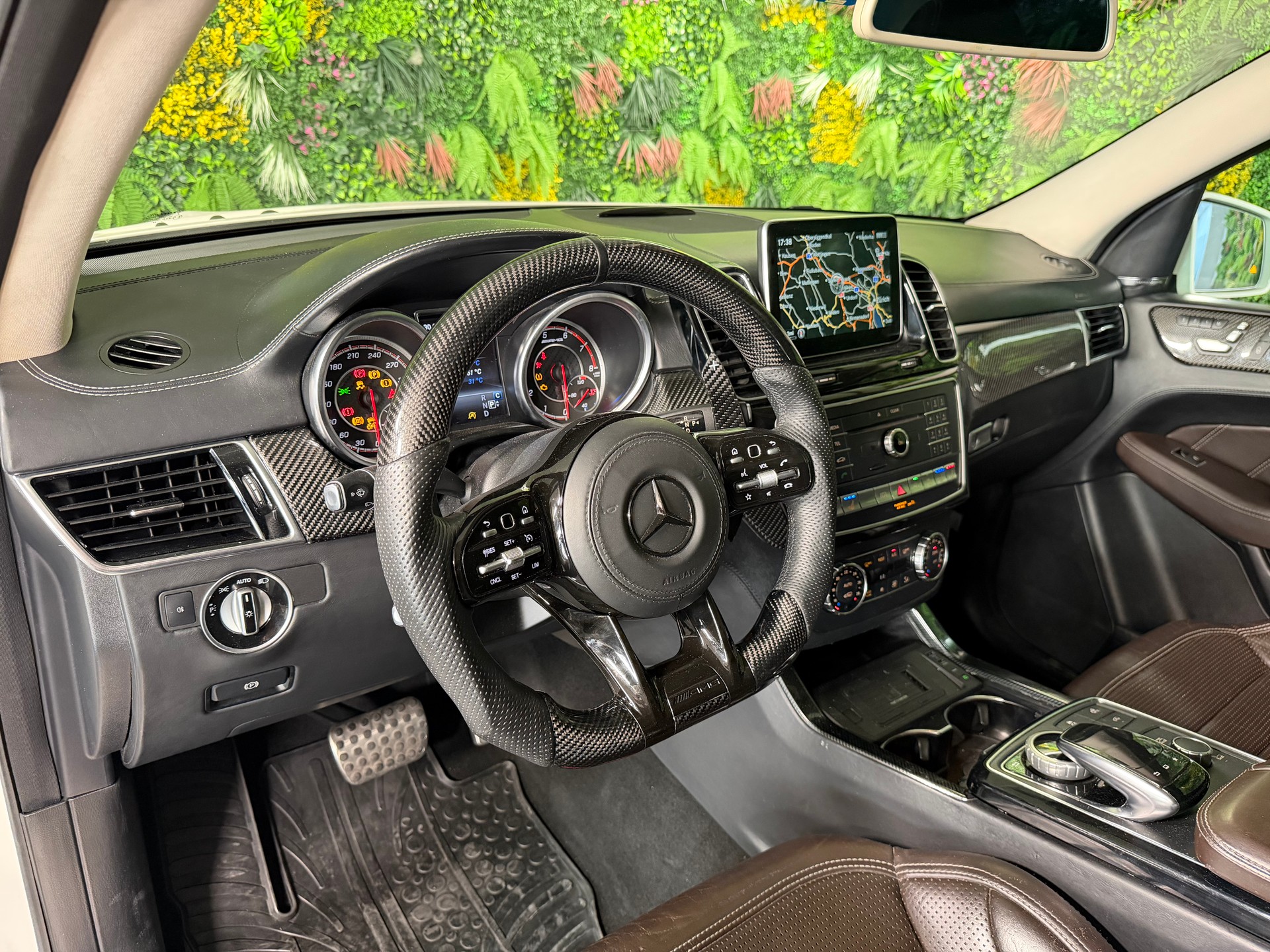 MERCEDES-BENZ GLE 63 S AMG-image-8