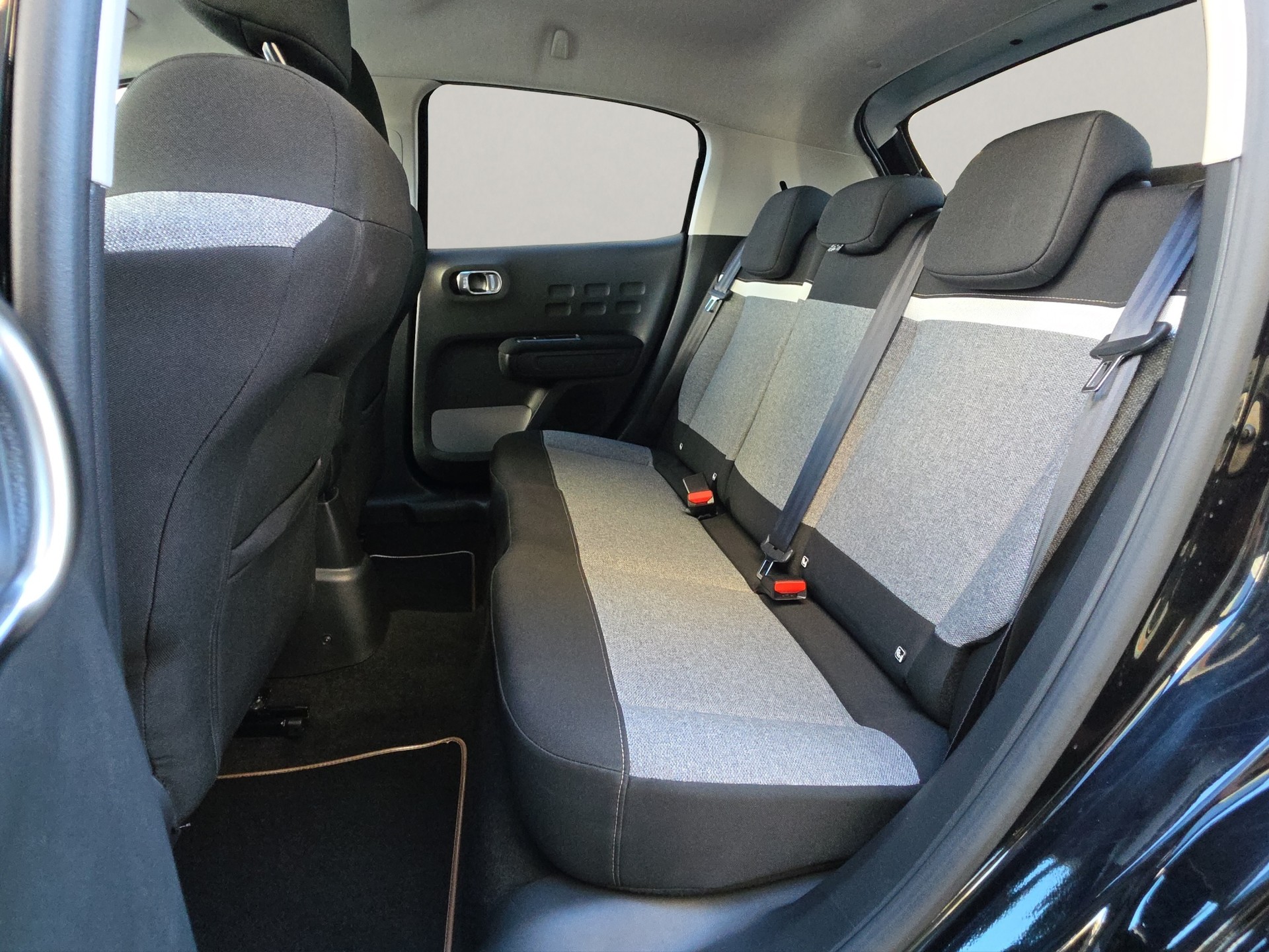 CITROEN C3 1.2i PureTech Origins EAT6-image-11
