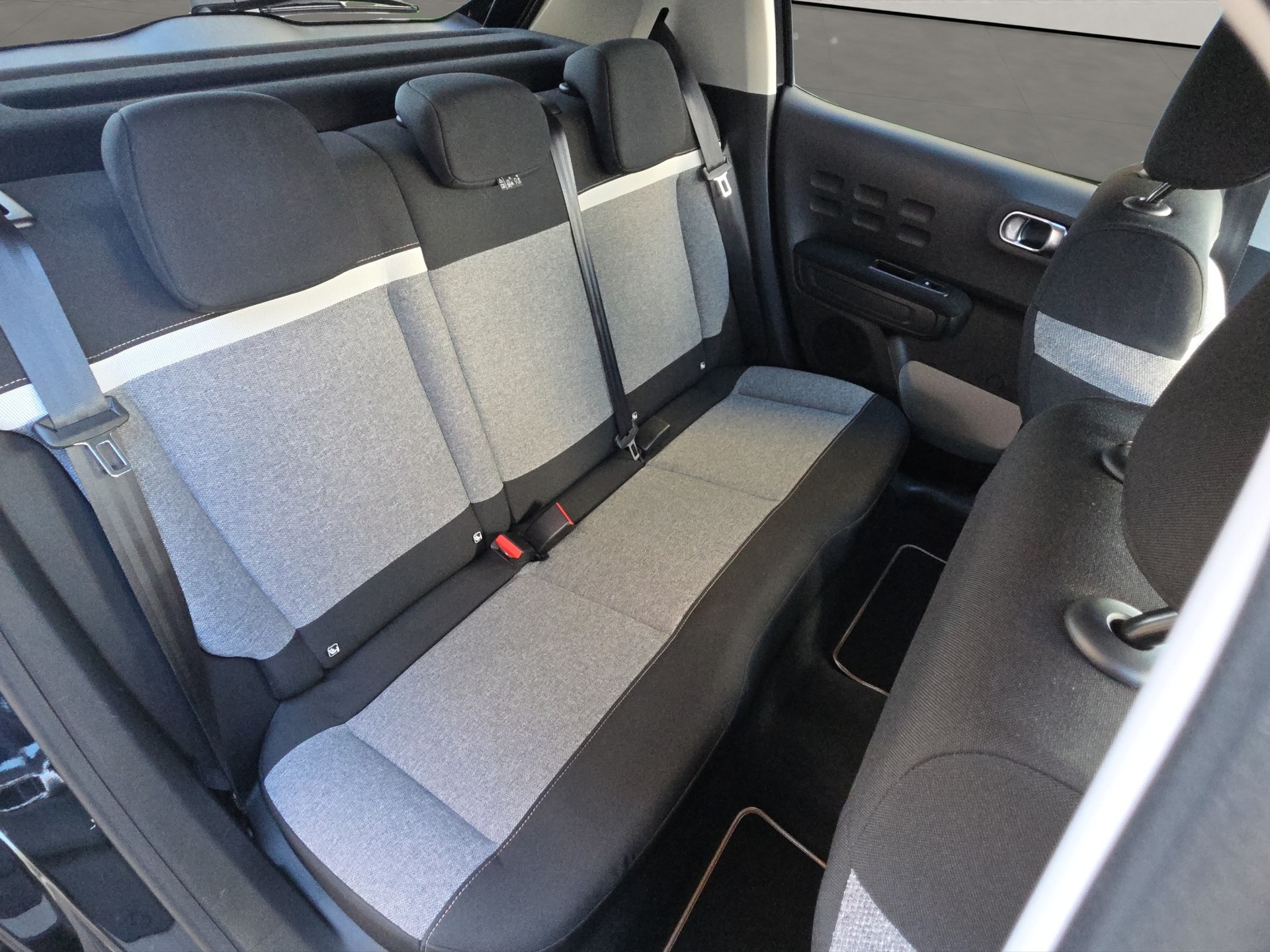 CITROEN C3 1.2i PureTech Origins EAT6-image-5