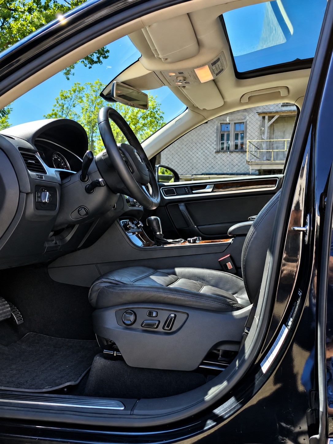 VW 4.2 V8 TDI-image-4