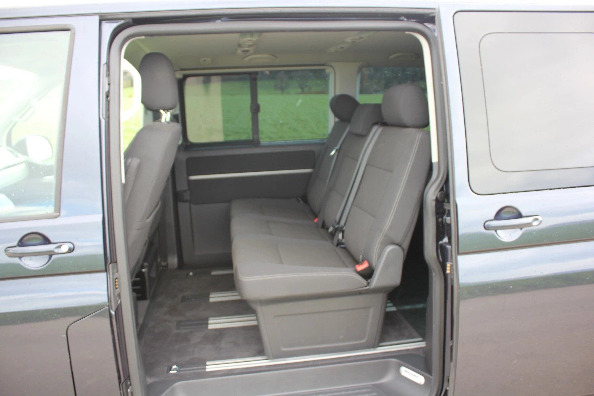 VW T6 Multivan 2.0 TDI Comfortline DSG-image-6