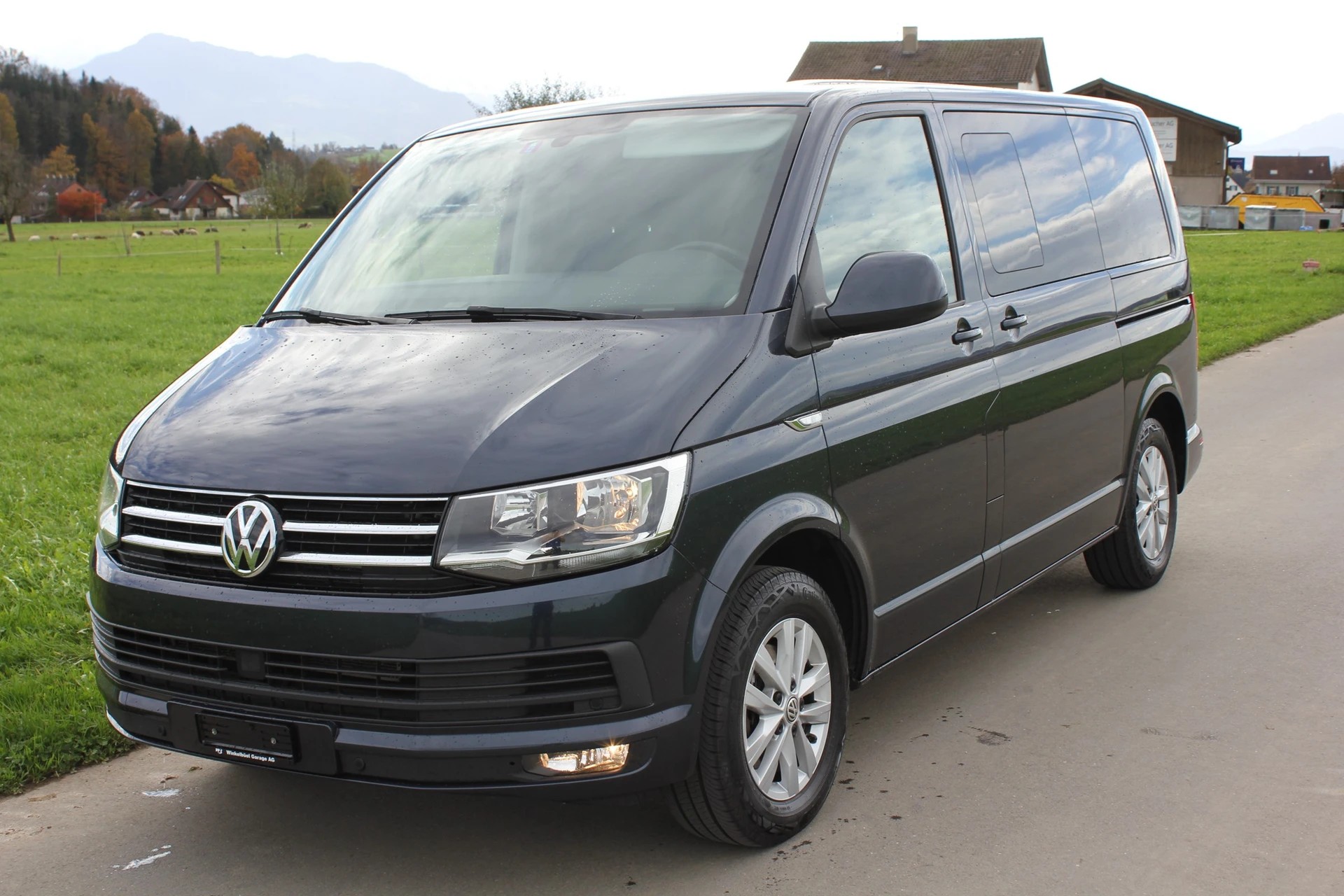 VW T6 Multivan 2.0 TDI Comfortline DSG-image-0