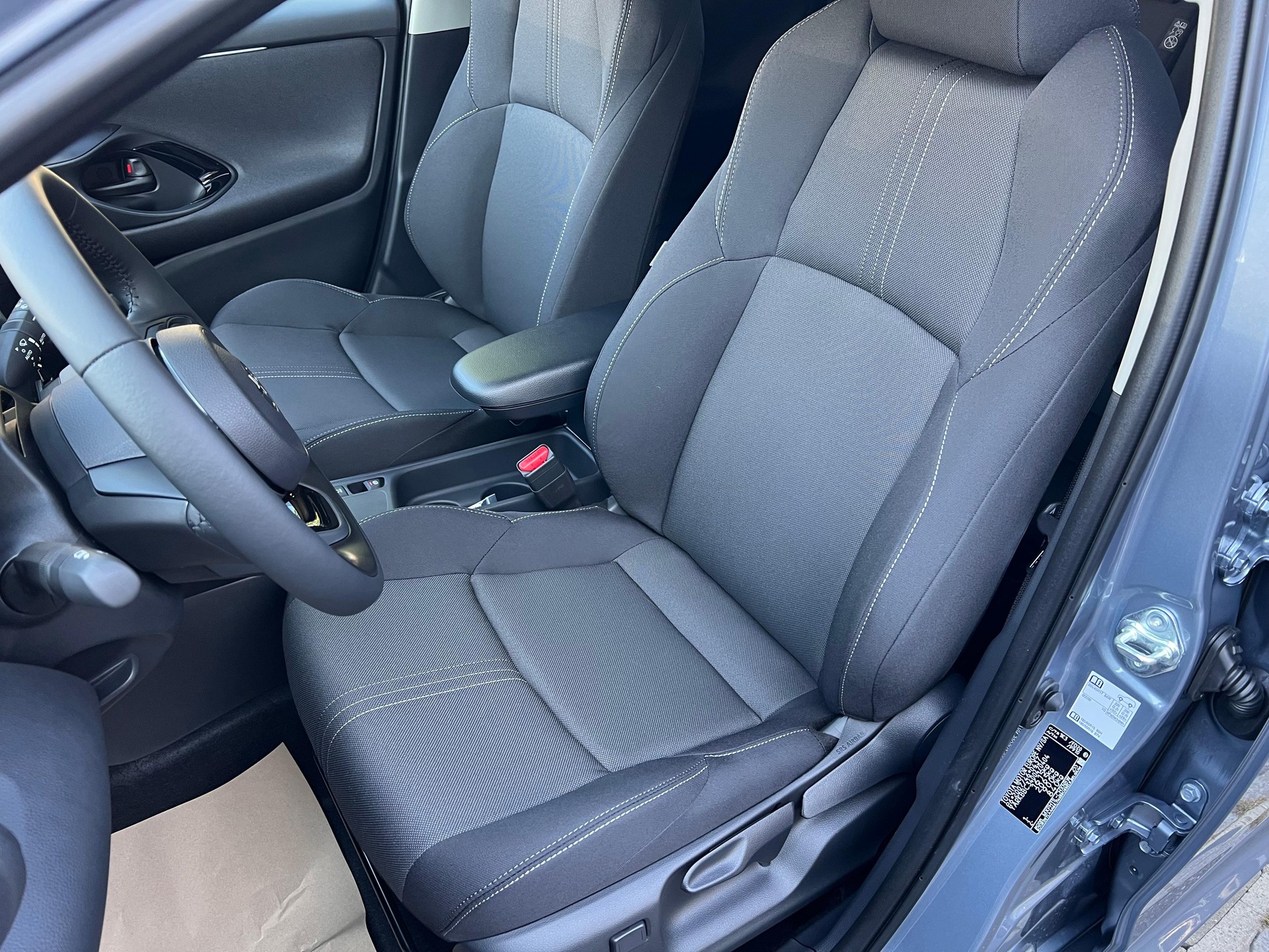 TOYOTA Yaris 1.5 VVT-i HSD Trend-image-9