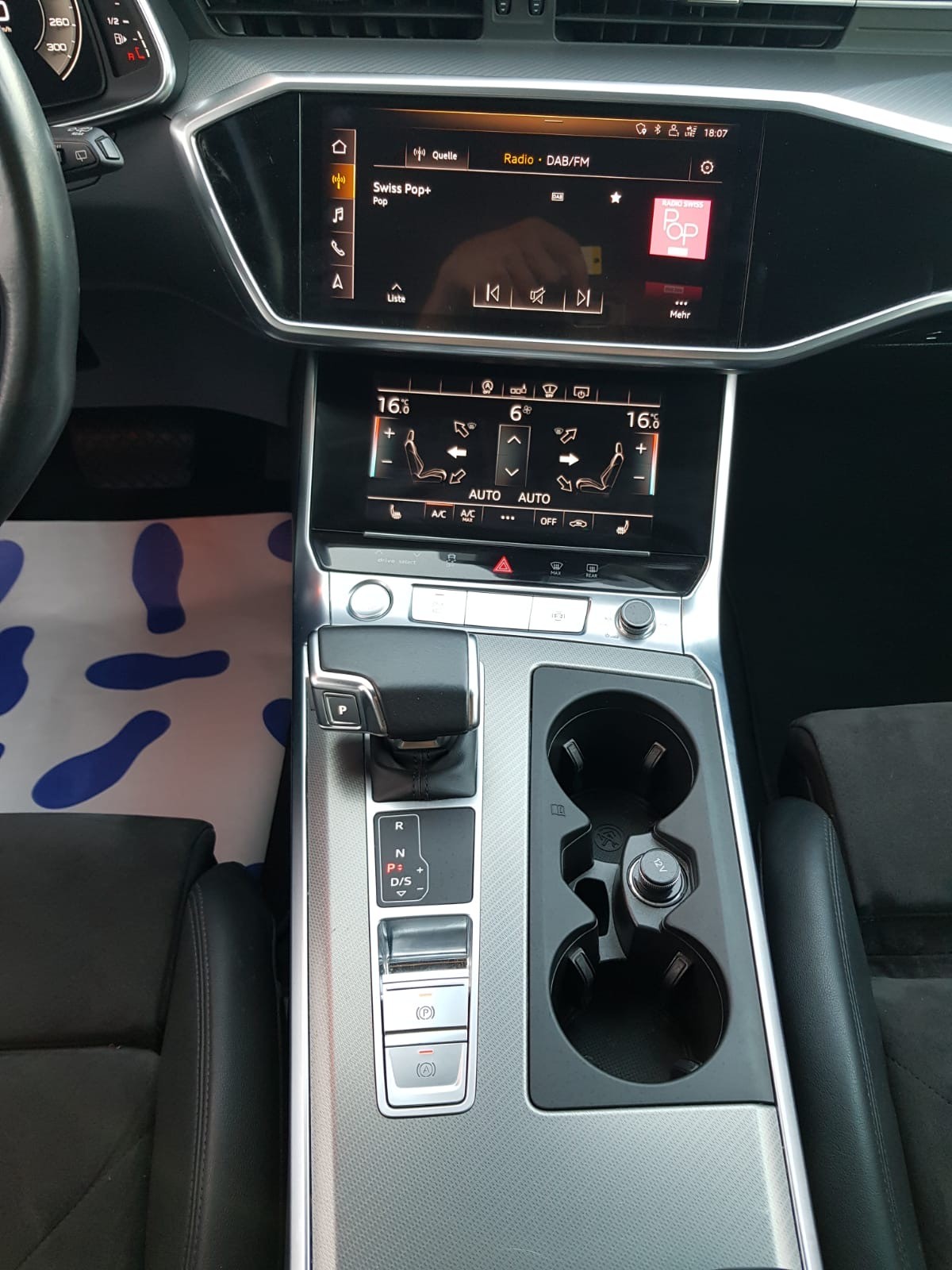 AUDI A6 Avant 55 TFSI Sport quattro S-tronic-image-11