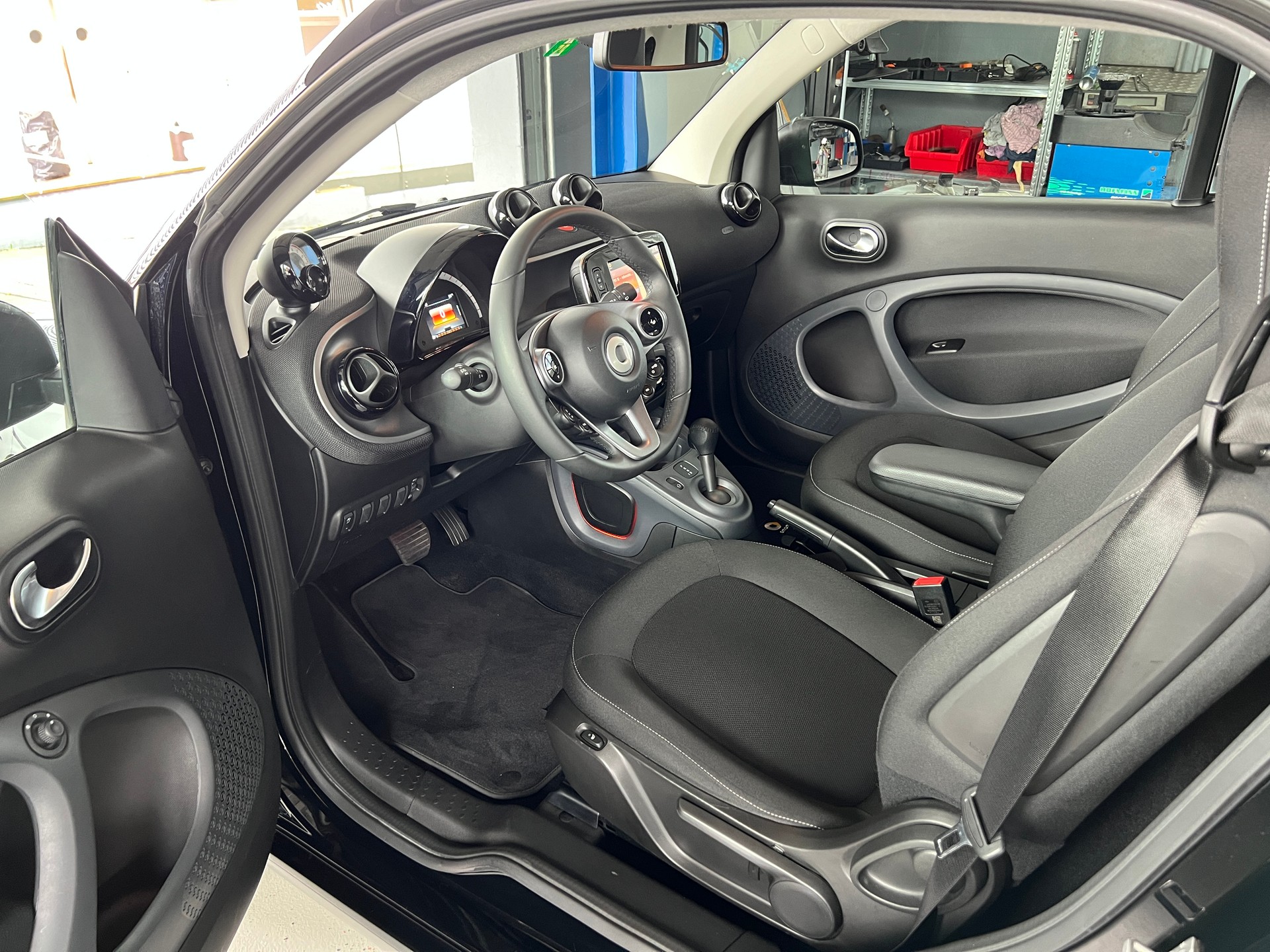 SMART fortwo passion twinmatic-image-4