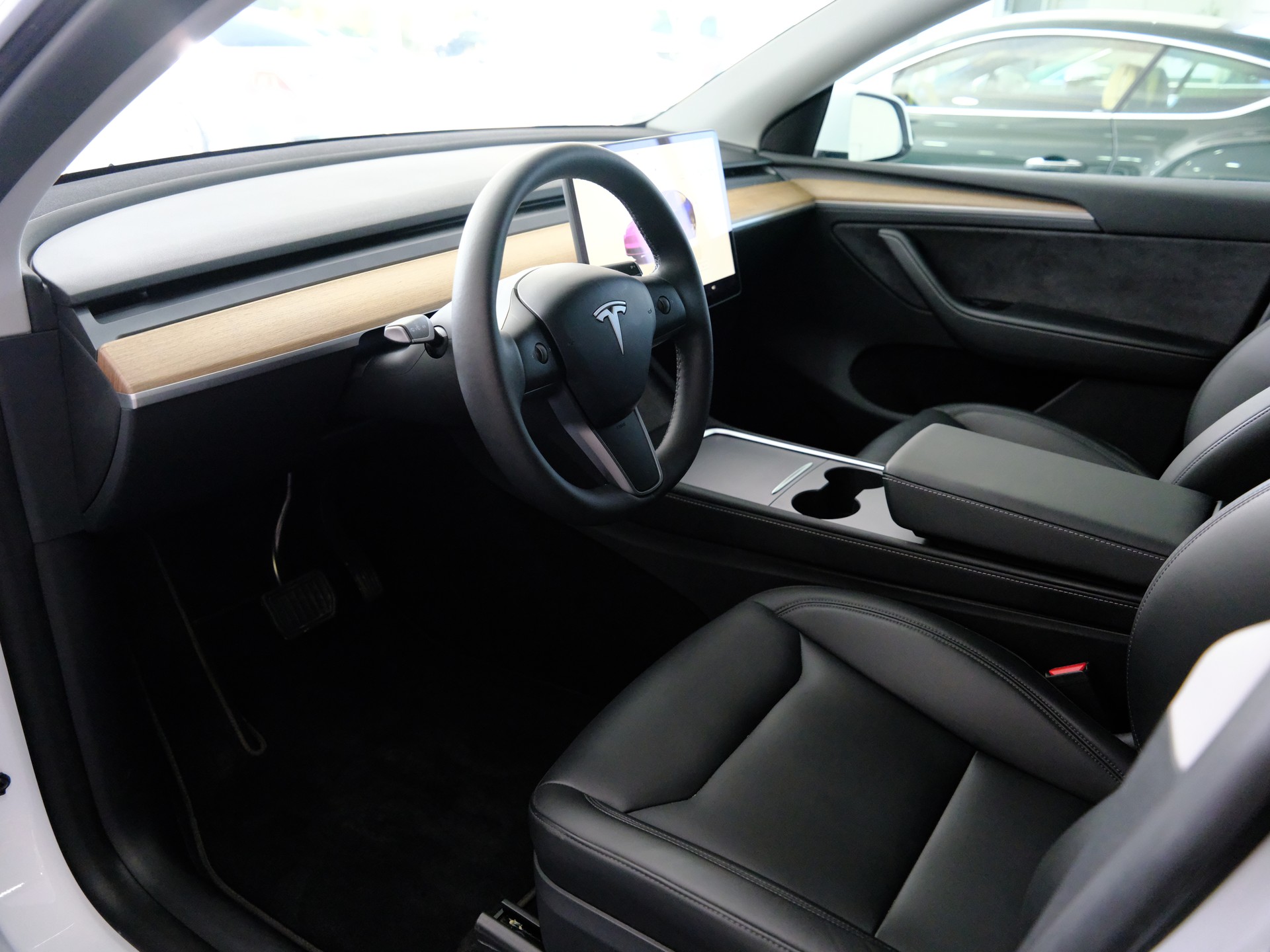 TESLA Model Y RWD *360 Kamera* *Sitzheizung*-image-18