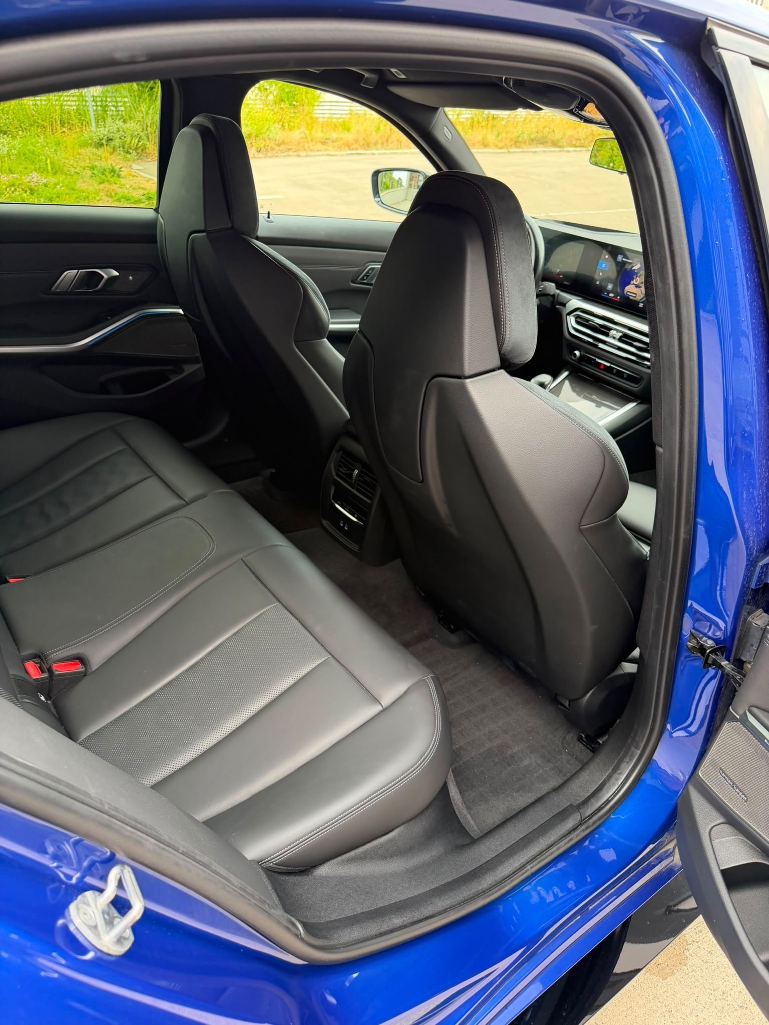BMW M3 Competition M xDrive-image-7