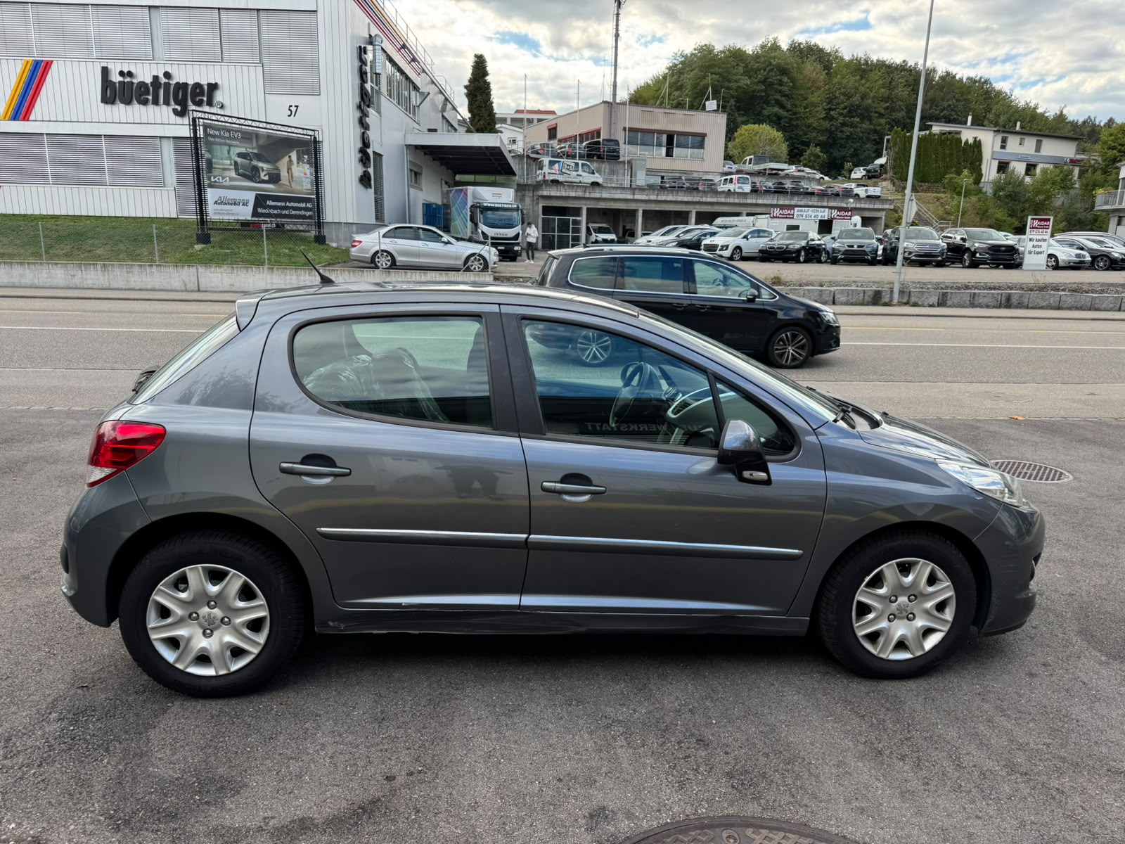 PEUGEOT 207 1.4 16V Active-image-5