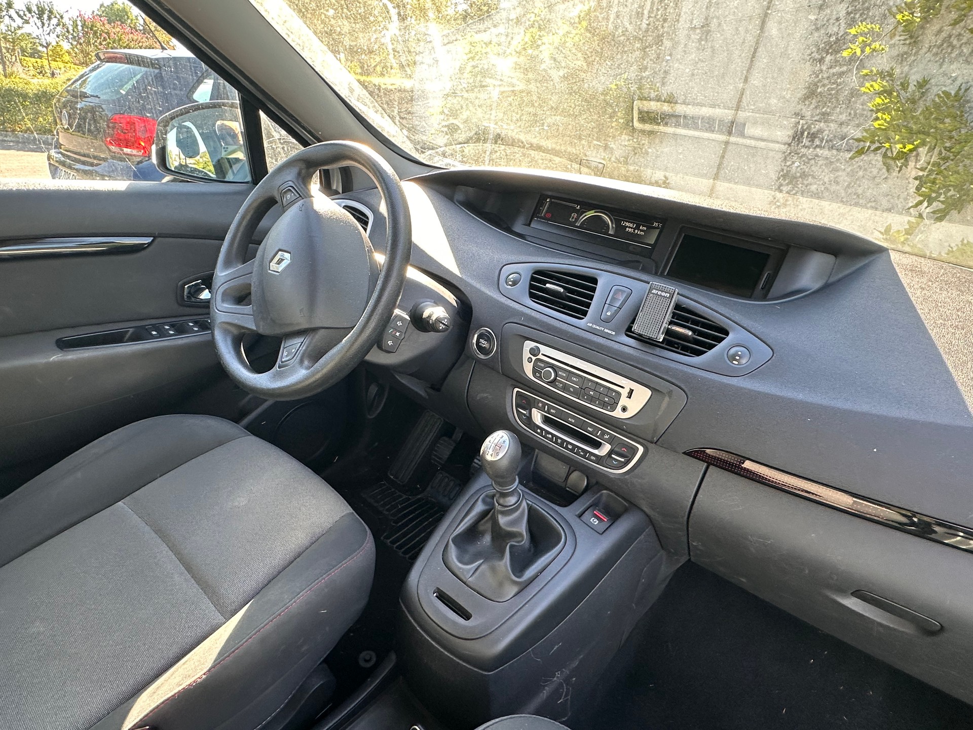 RENAULT Grand Scénic 1.2 16V Turbo Dynamique-image-9