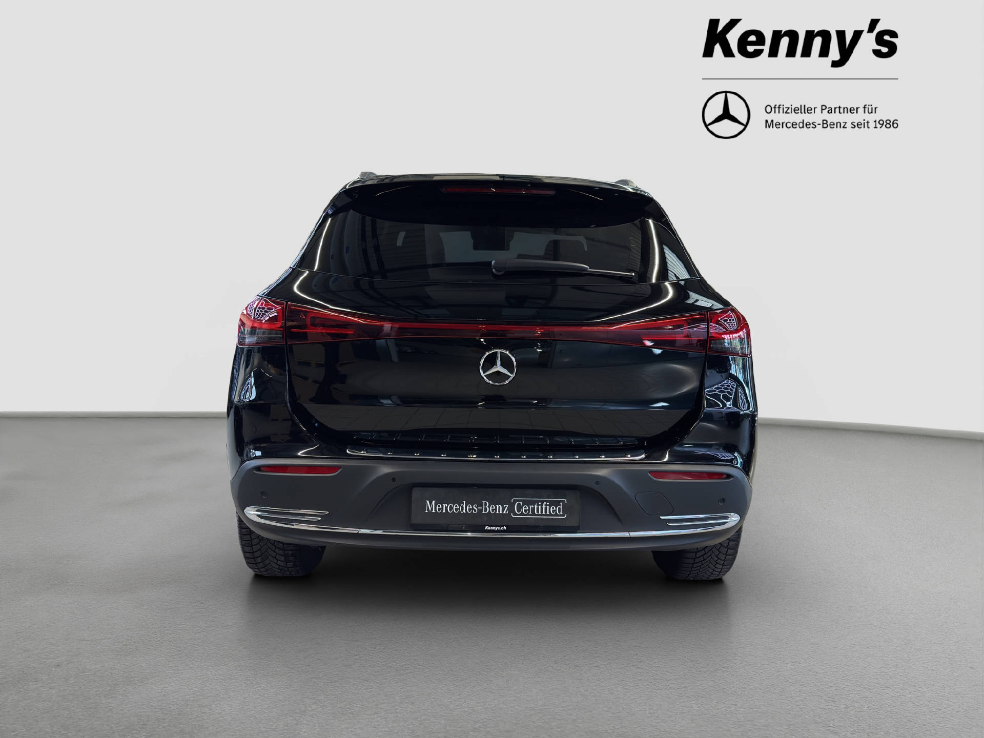 MERCEDES-BENZ EQA 300 Swiss Star Progressive 4MATIC-image-5