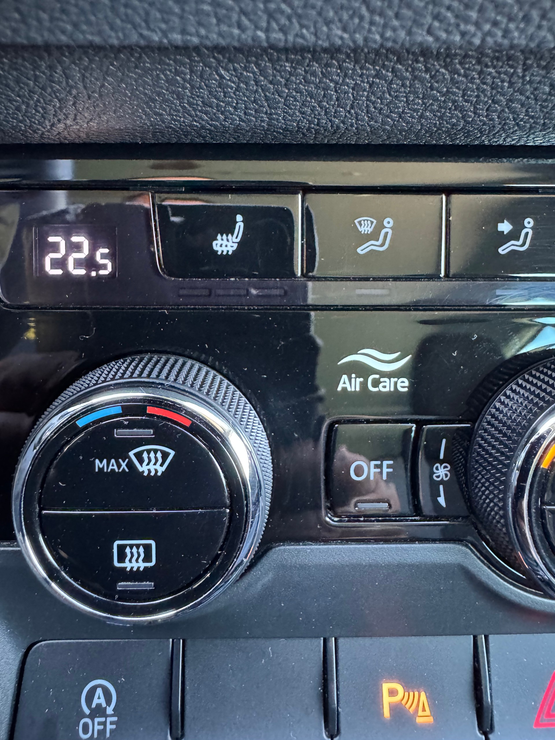 SKODA Karoq 1.5 TSI ACT Drive DSG-image-15