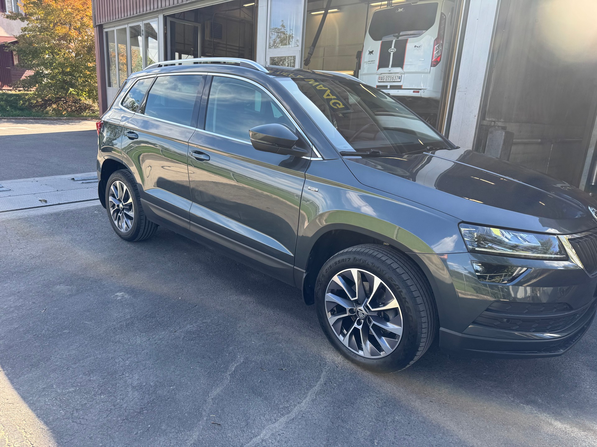 SKODA Karoq 1.5 TSI ACT Drive DSG-image-2