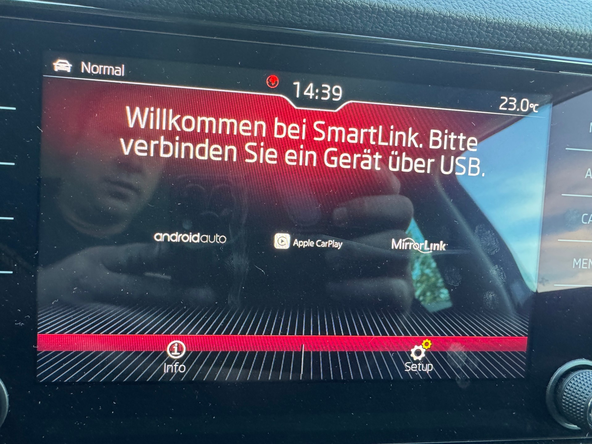 SKODA Karoq 1.5 TSI ACT Drive DSG-image-14