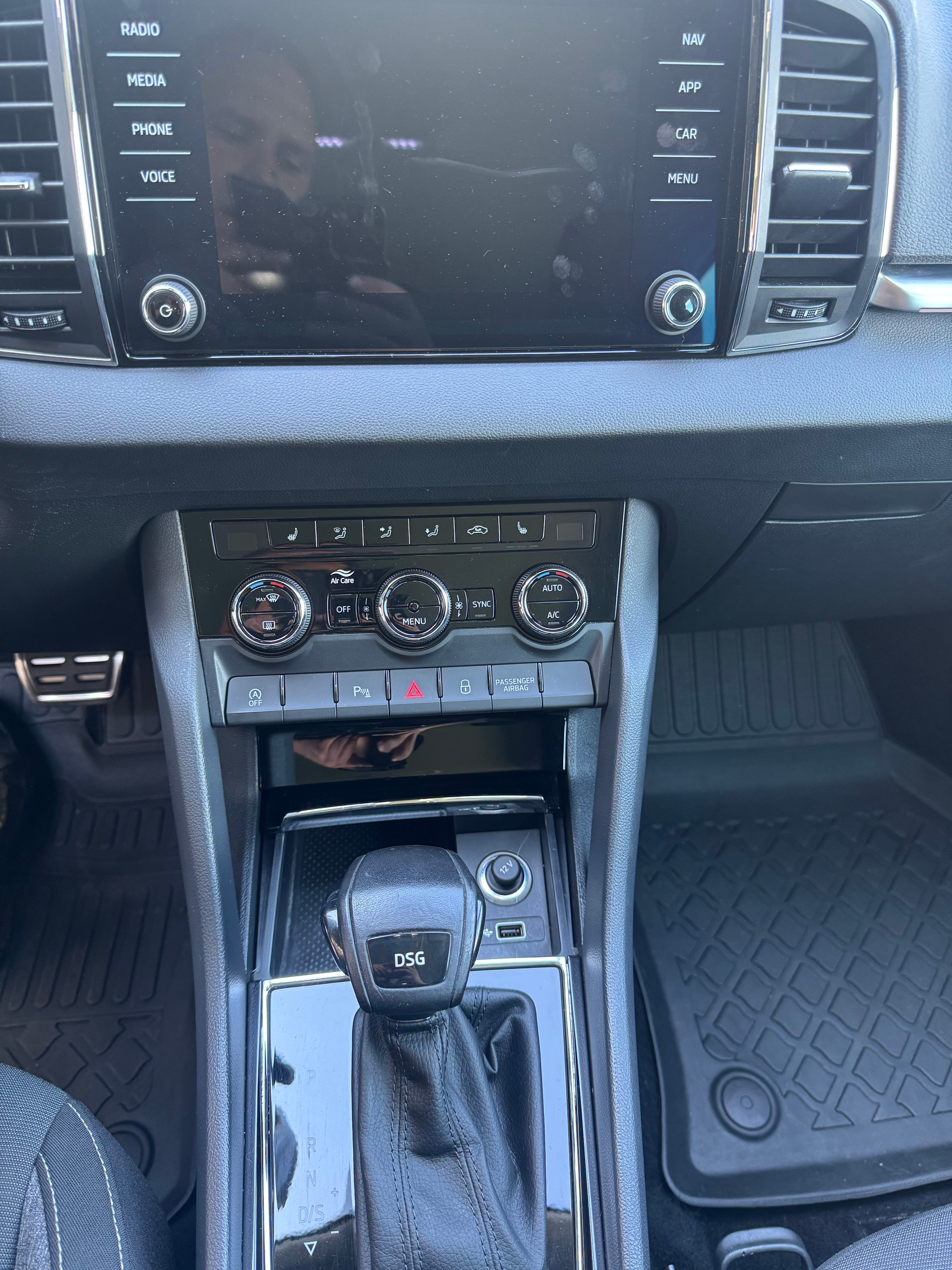 SKODA Karoq 1.5 TSI ACT Drive DSG-image-11