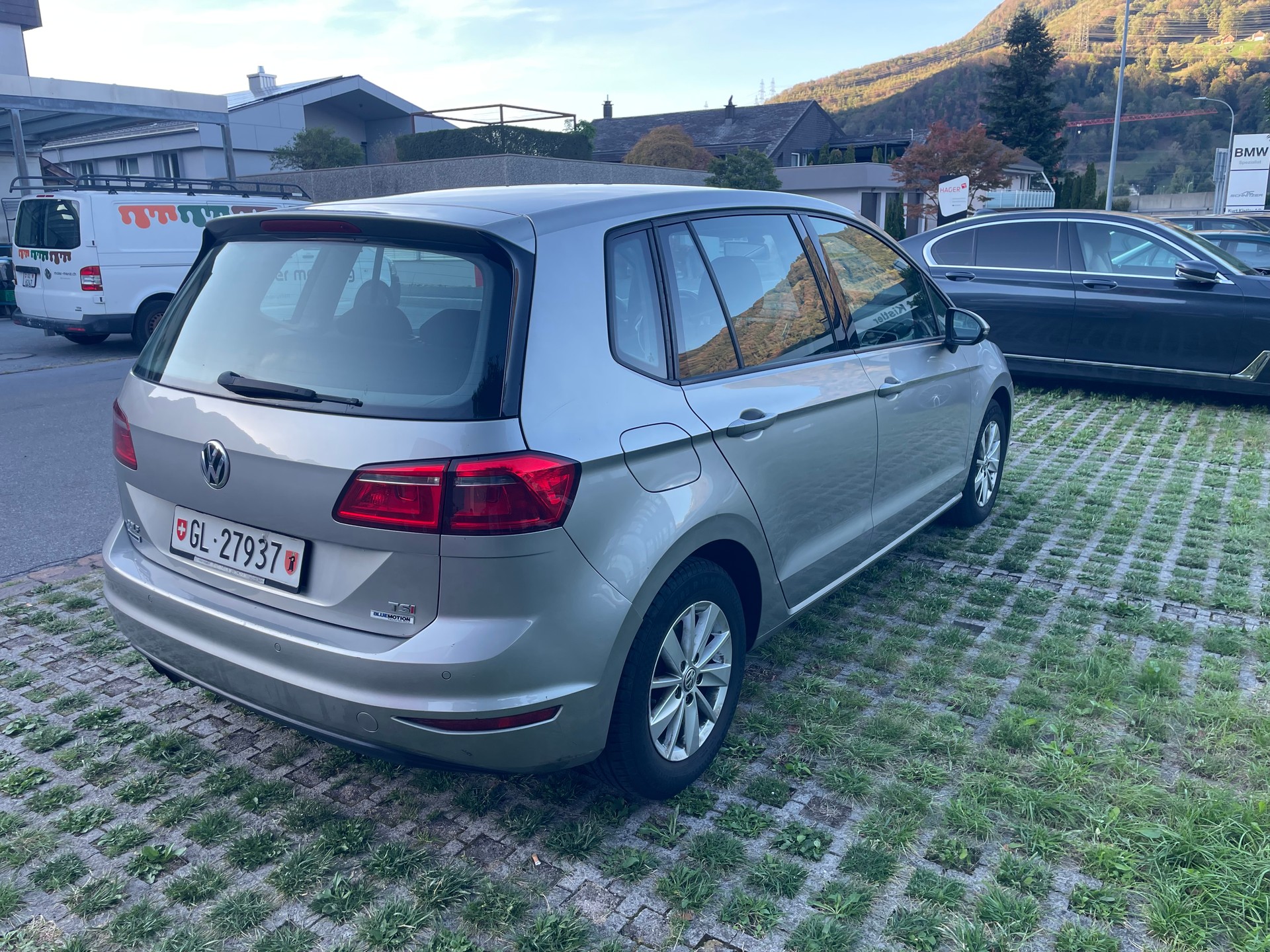 VW Golf Sportsvan 1.4 TSI Comfortline-image-3