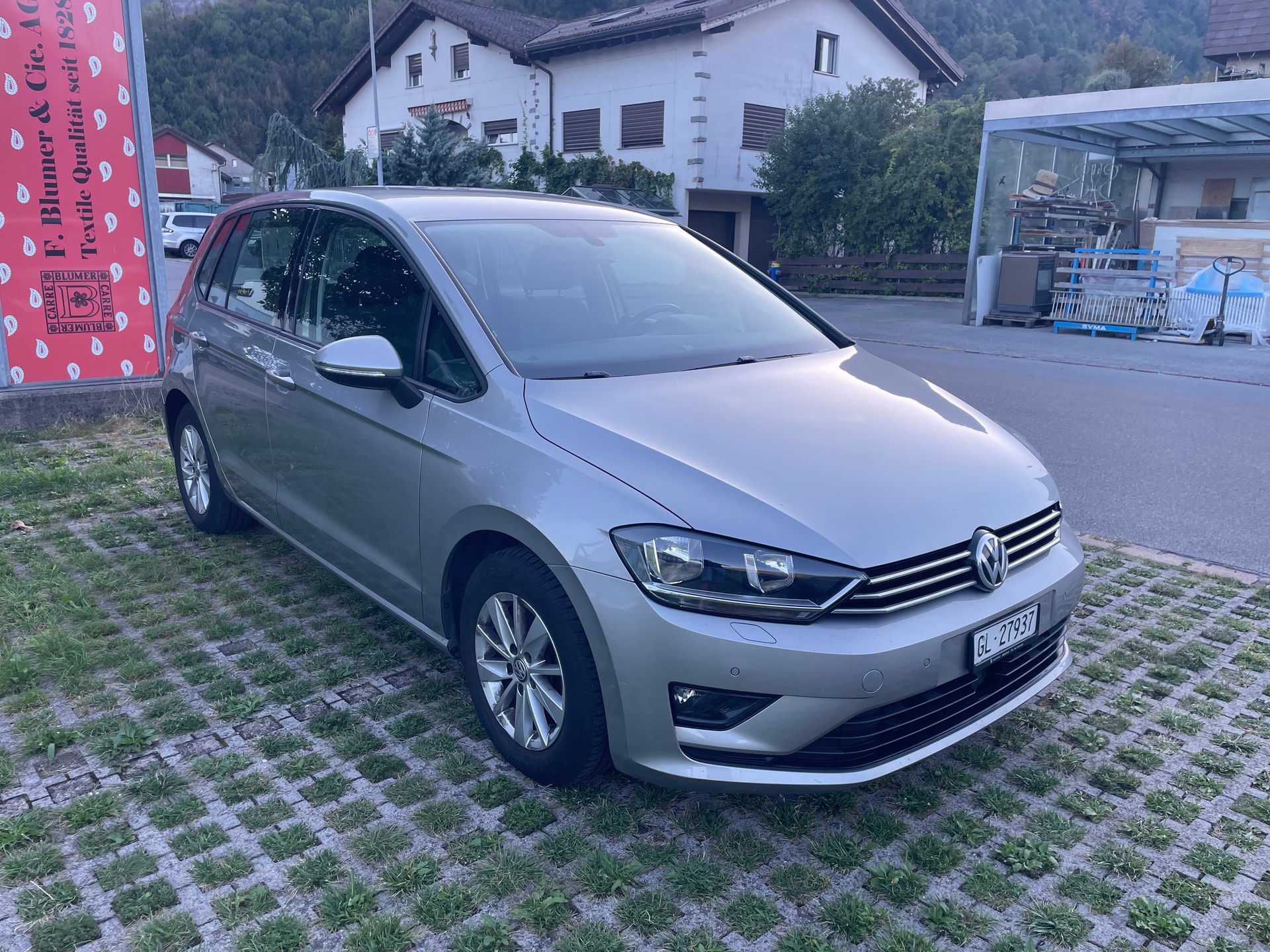 VW Golf Sportsvan 1.4 TSI Comfortline-image-2
