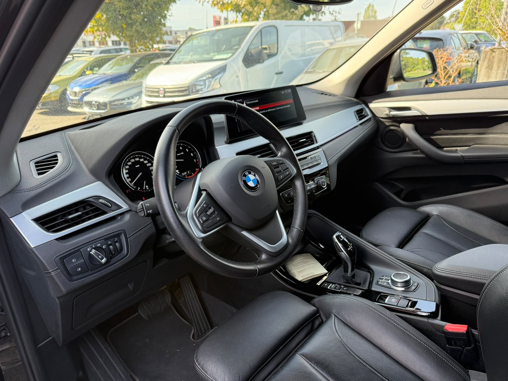 BMW X1 sDrive 18i M Sport Steptronic DSK-image-8