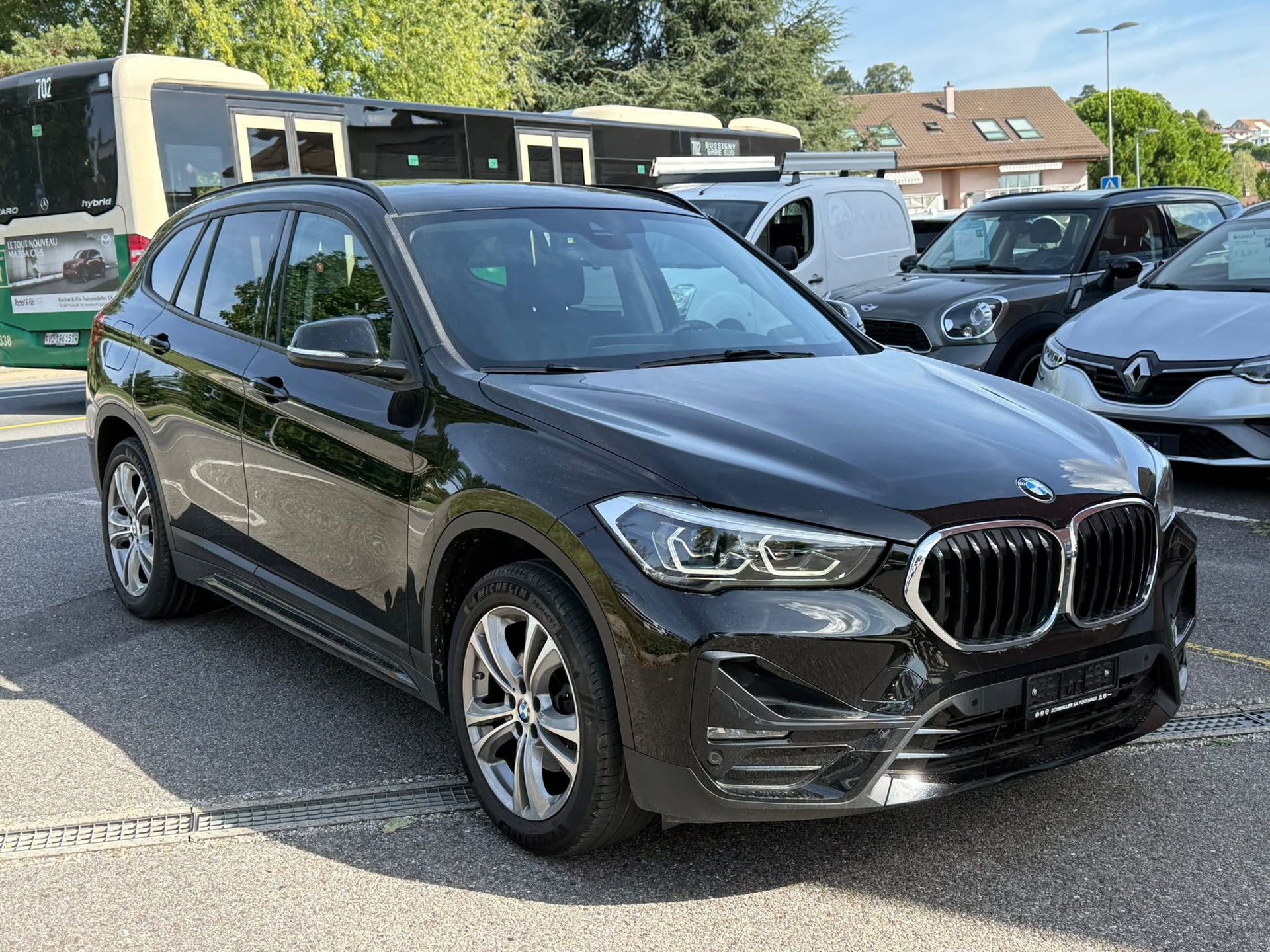 BMW X1 sDrive 18i M Sport Steptronic DSK-image-2