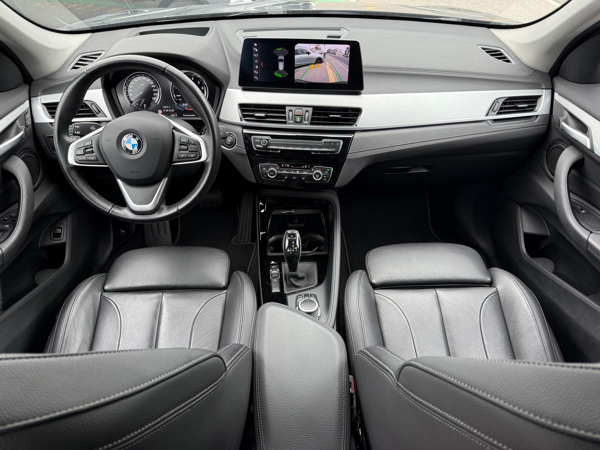BMW X1 sDrive 18i M Sport Steptronic DSK - Nouvelle Expertise du Jour : 23.10.2026 - Garantie 12 mois ou 20‘000 km-image-24