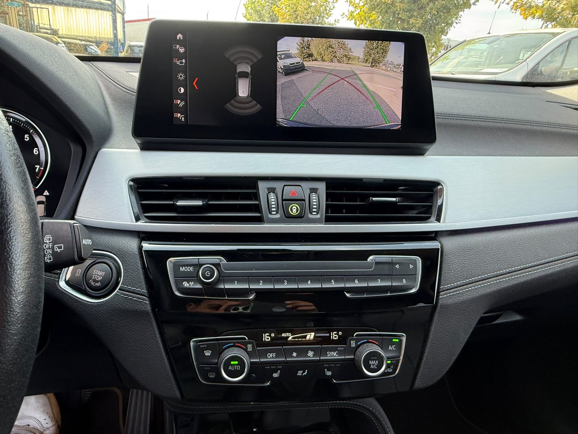 BMW X1 sDrive 18i M Sport Steptronic DSK-image-11