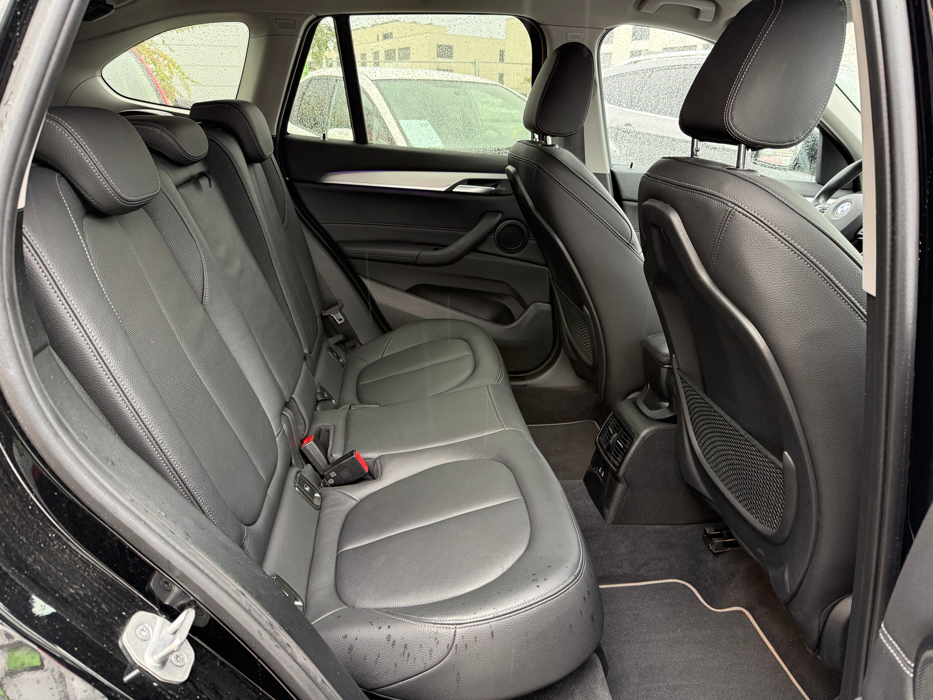 BMW X1 sDrive 18i M Sport Steptronic DSK - Nouvelle Expertise du Jour : 23.10.2026 - Garantie 12 mois ou 20‘000 km-image-27
