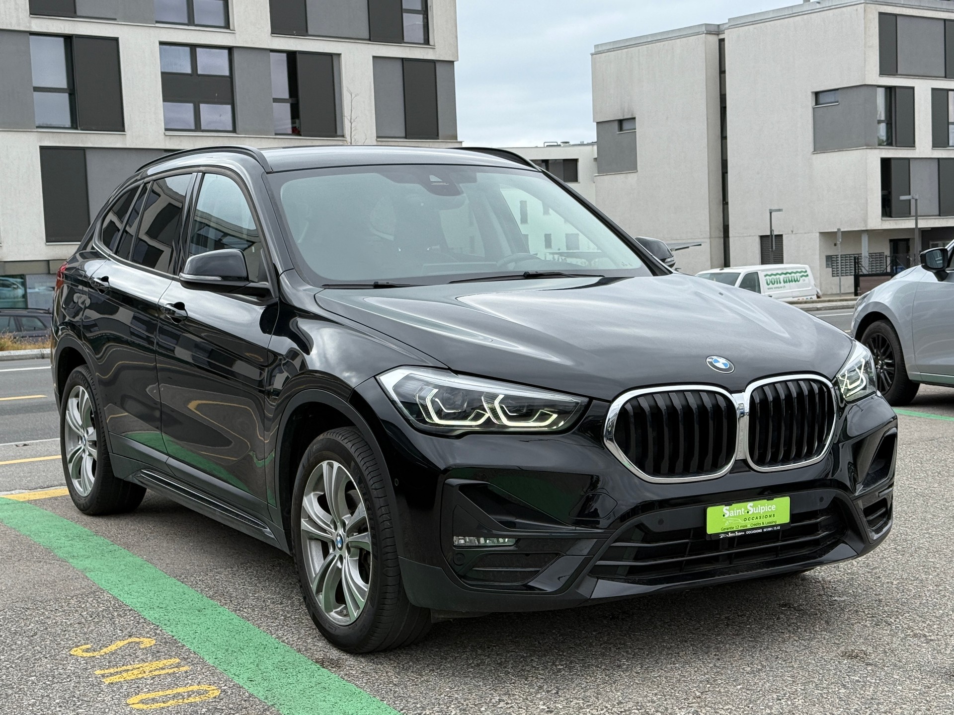 BMW X1 sDrive 18i M Sport Steptronic DSK - Nouvelle Expertise du Jour : 23.10.2026 - Garantie 12 mois ou 20‘000 km-image-10