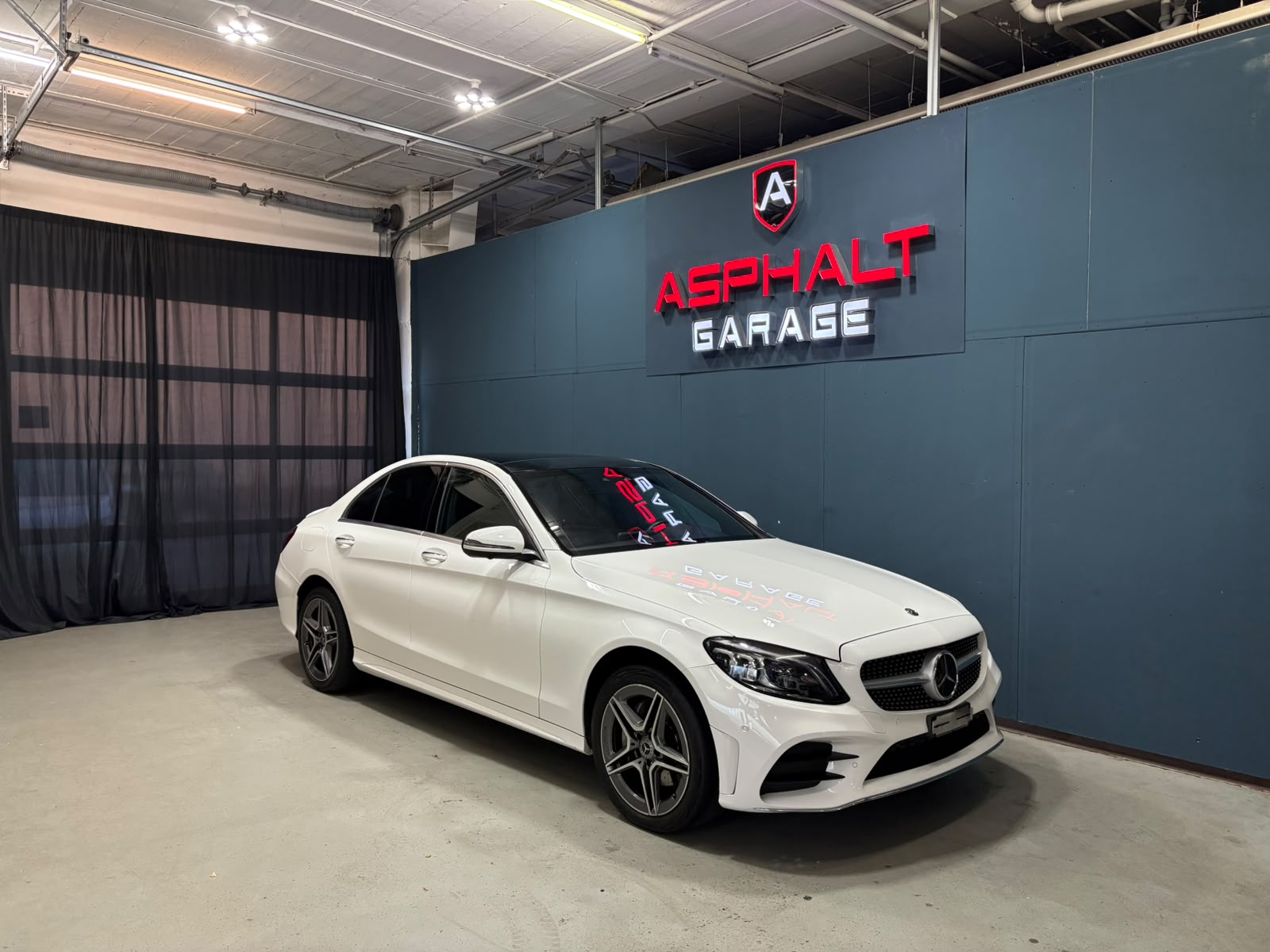 MERCEDES-BENZ C 220 d Swiss Star AMG Line 4Matic 9G-Tronic-image-0
