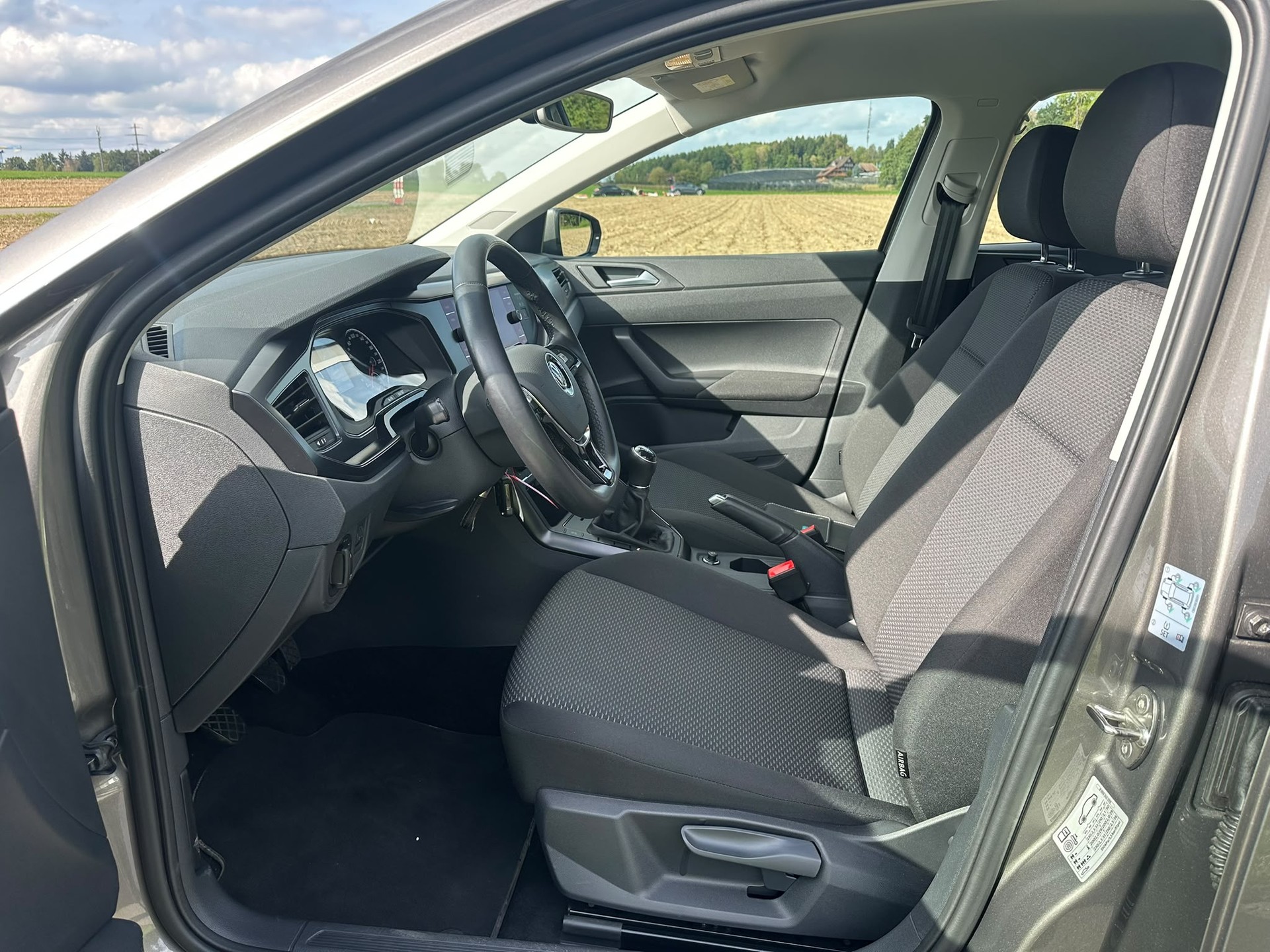 VW Polo 1.0 BMT Trendline-image-10