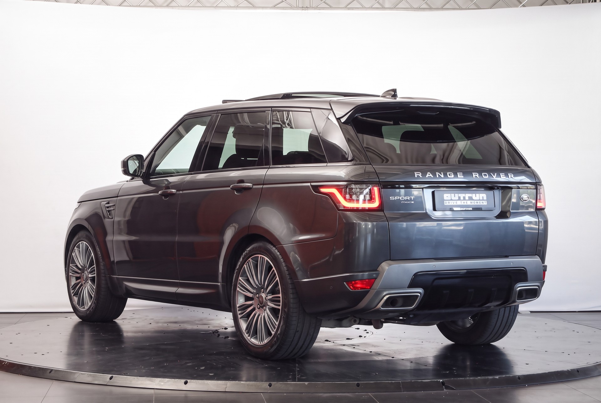 LAND ROVER Range Rover Sport P400e 2.0 I4 PHEV SE Automatic Suspension pneumatique / Matrix LED / Caméra 360°-image-3