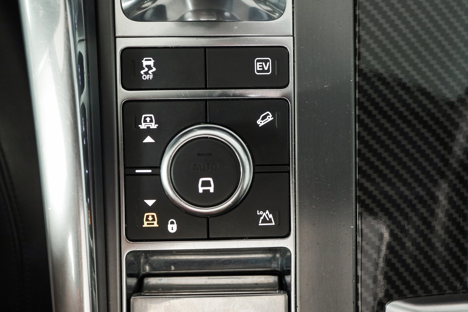 LAND ROVER Range Rover Sport P400e 2.0 I4 PHEV SE Automatic Suspension pneumatique / Matrix LED / Caméra 360°-image-15
