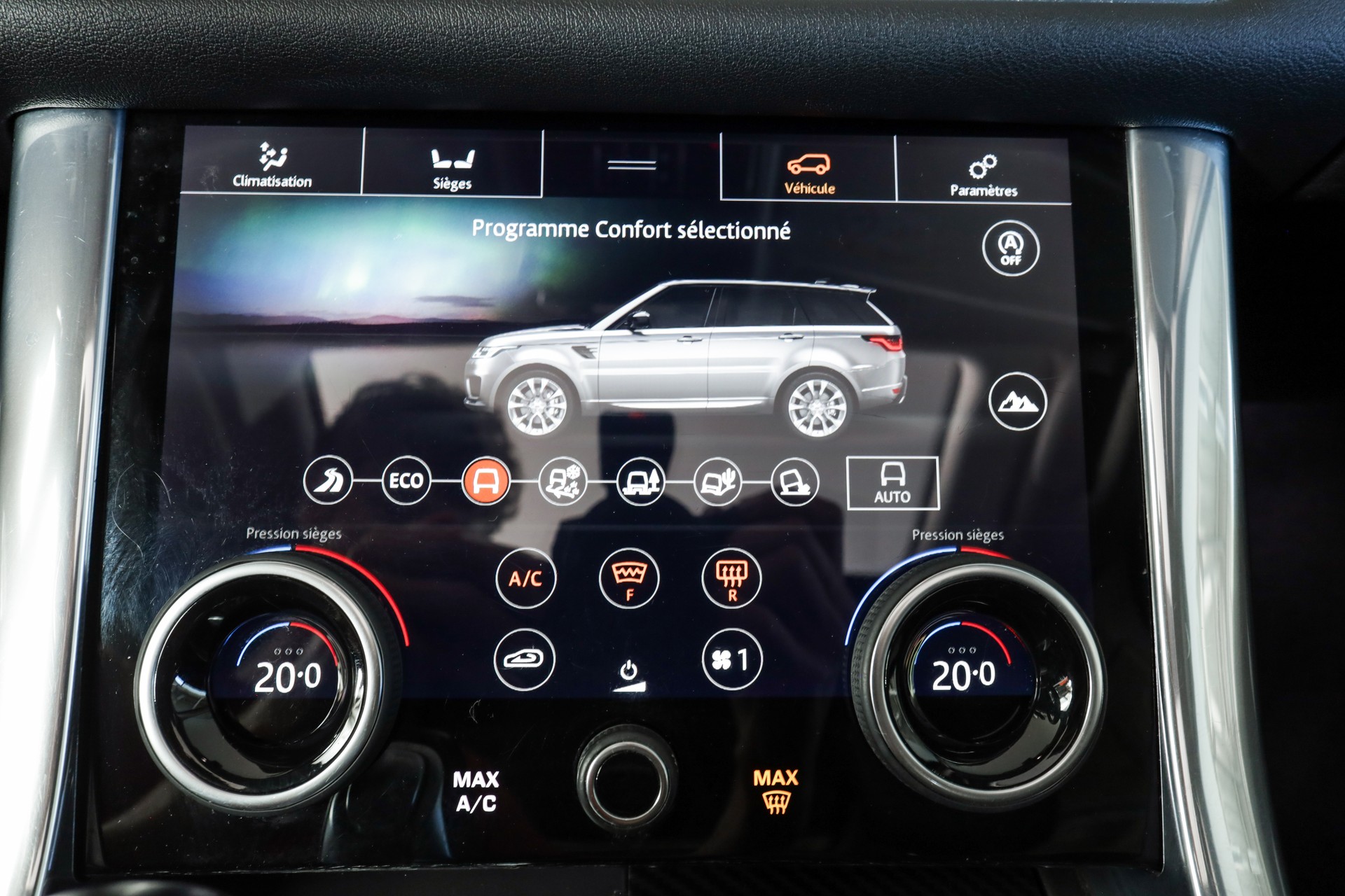 LAND ROVER Range Rover Sport P400e 2.0 I4 PHEV SE Automatic Suspension pneumatique / Matrix LED / Caméra 360°-image-16