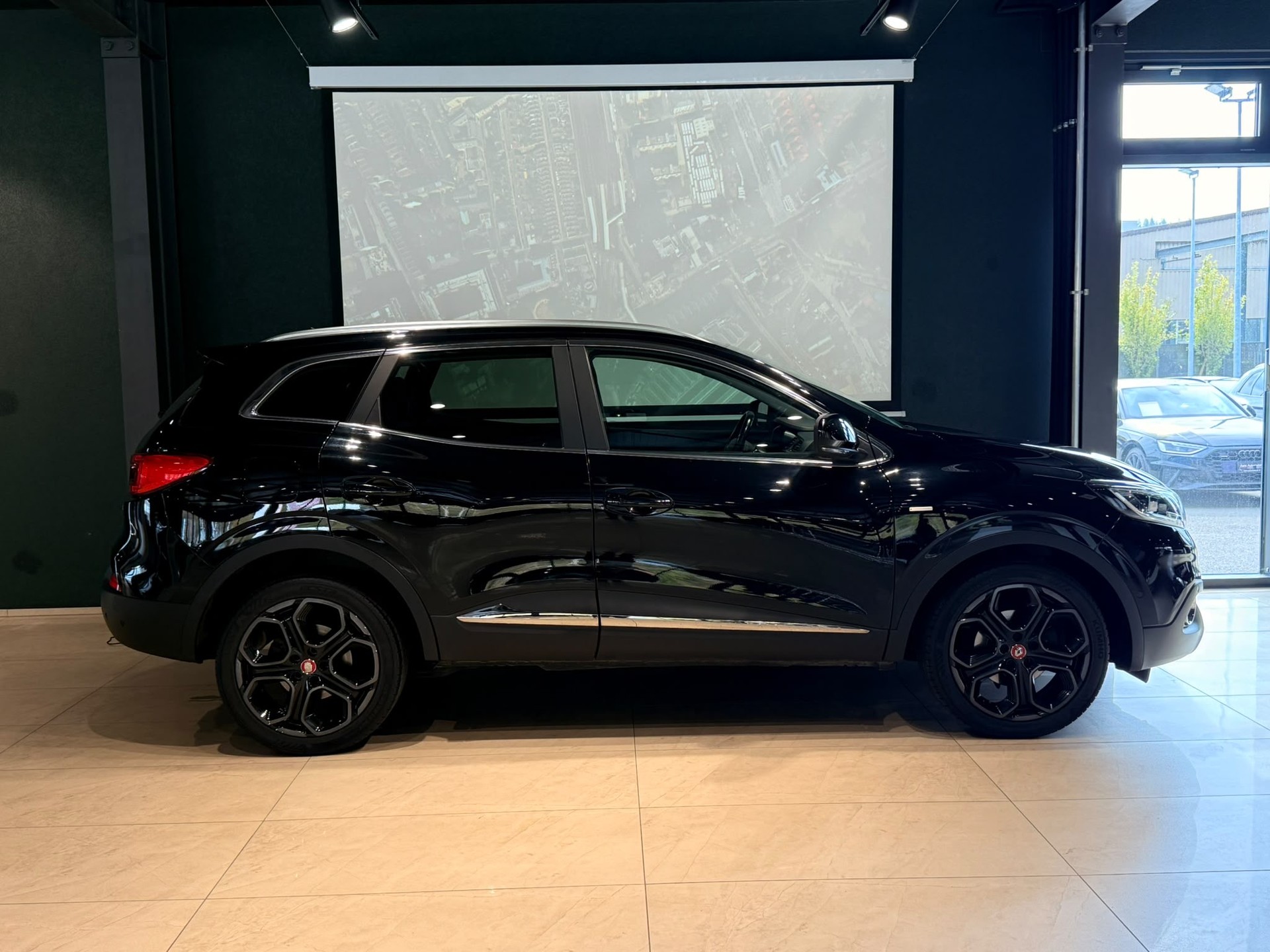 RENAULT Kadjar 1.6 dCi Swiss Edition 4x4-image-2