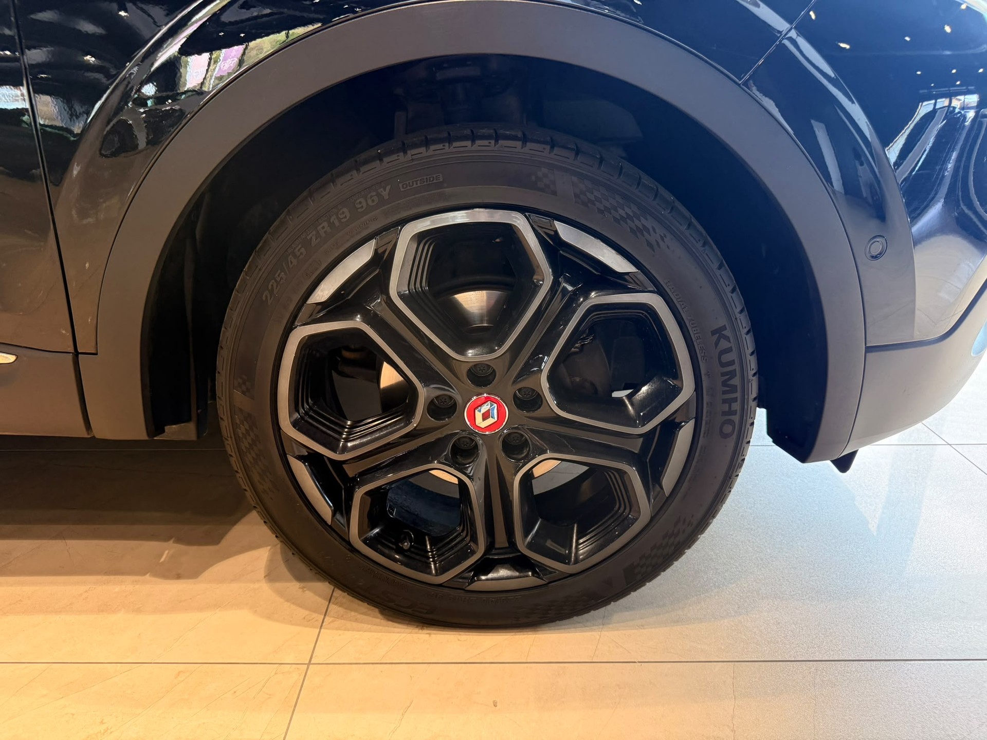 RENAULT Kadjar 1.6 dCi Swiss Edition 4x4-image-18