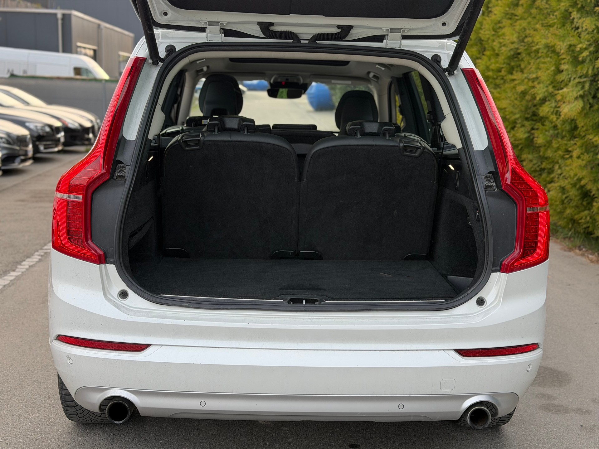 VOLVO XC90 T6 AWD R-Design Geartronic-image-11