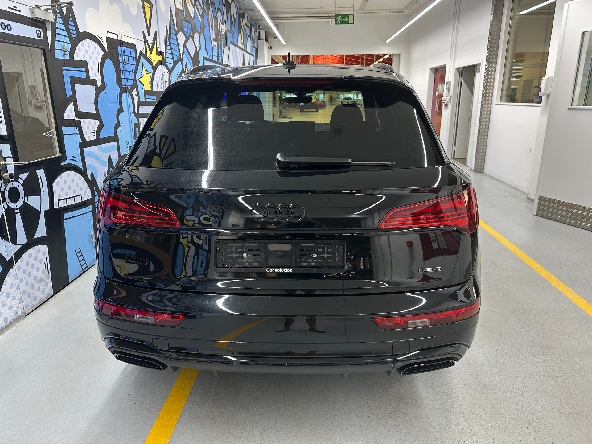 AUDI Q5 50 TFSI e PHEV S line quattro S-tronic-image-4