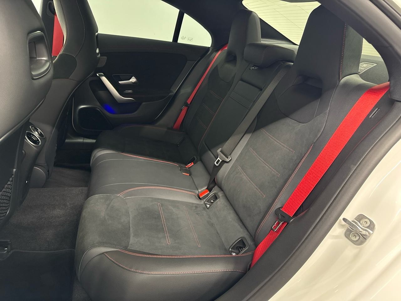 MERCEDES-BENZ CLA 35 AMG 4Matic 8G-DCT-image-10