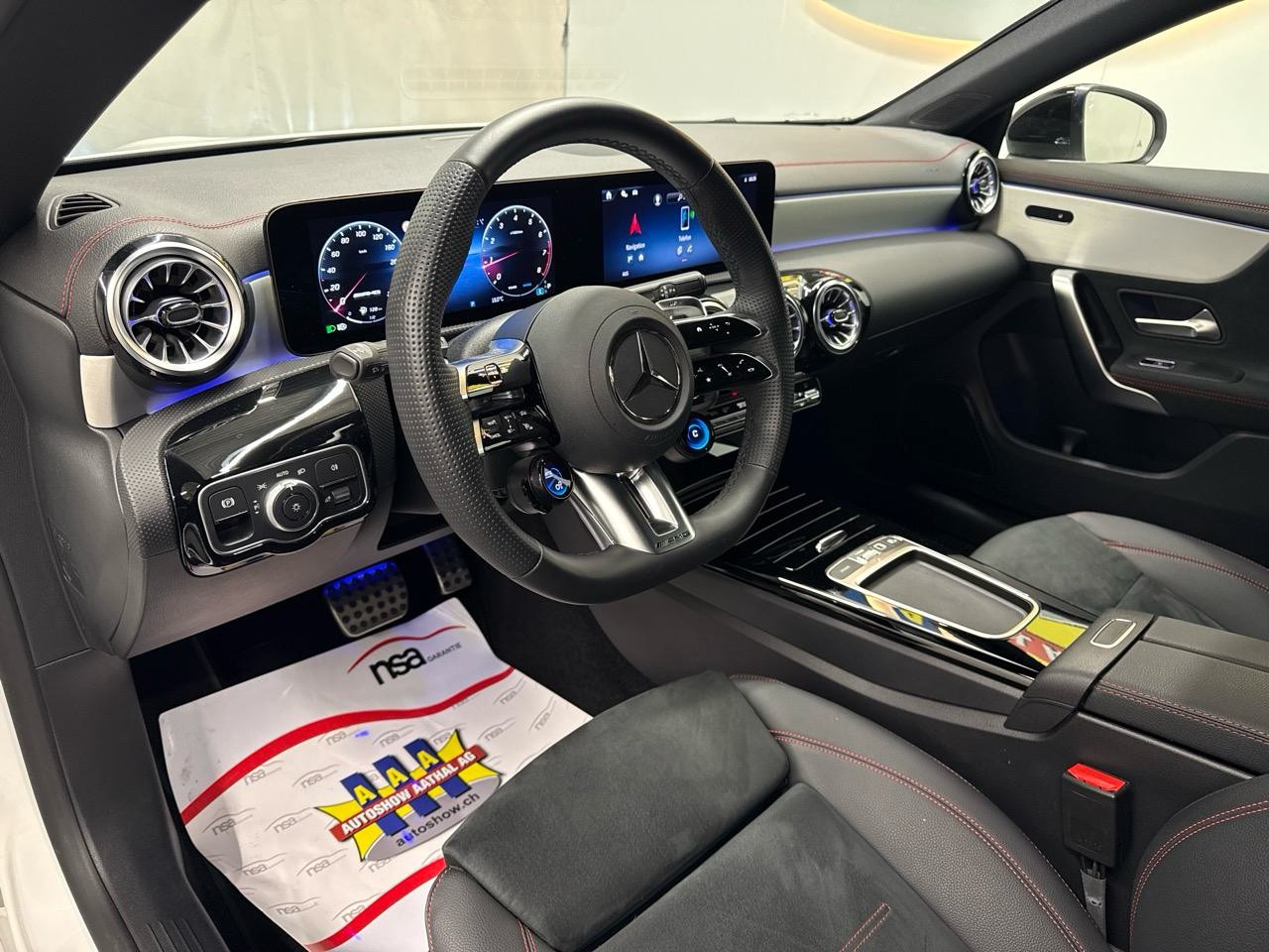 MERCEDES-BENZ CLA 35 AMG 4Matic 8G-DCT-image-2