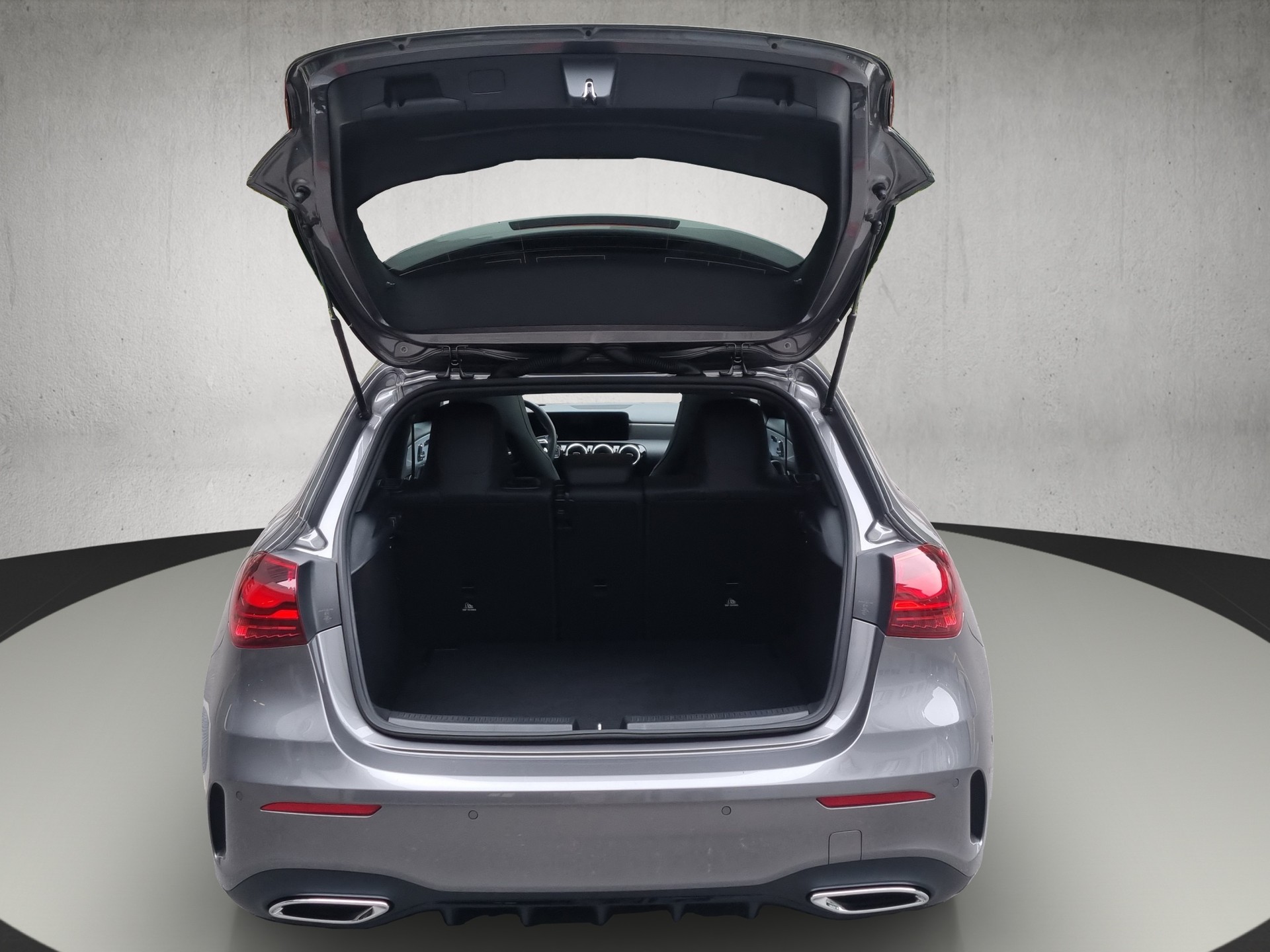 MERCEDES-BENZ A 220 AMG Line 4m-image-13