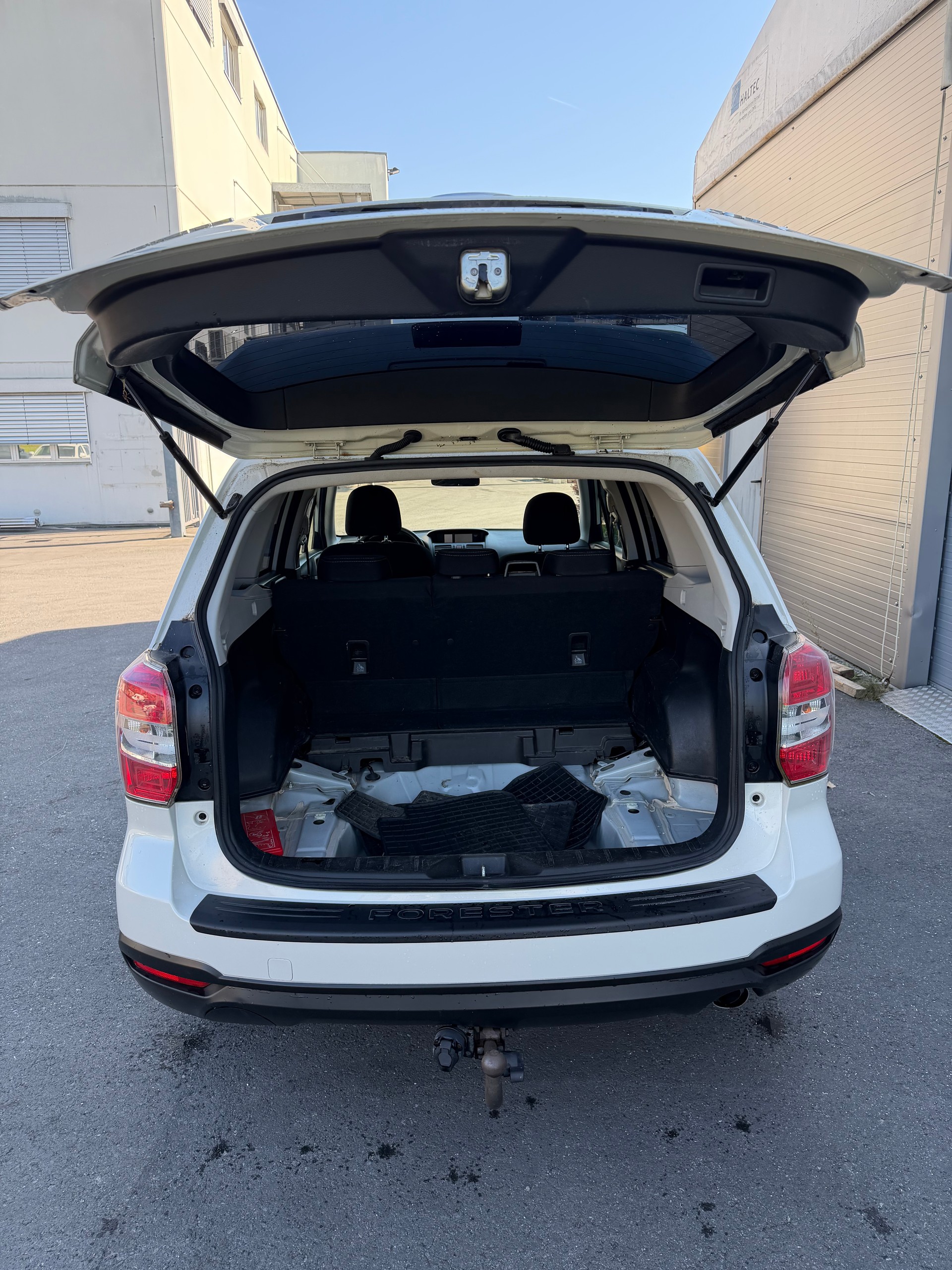 SUBARU Forester 2.0D Swiss-image-4