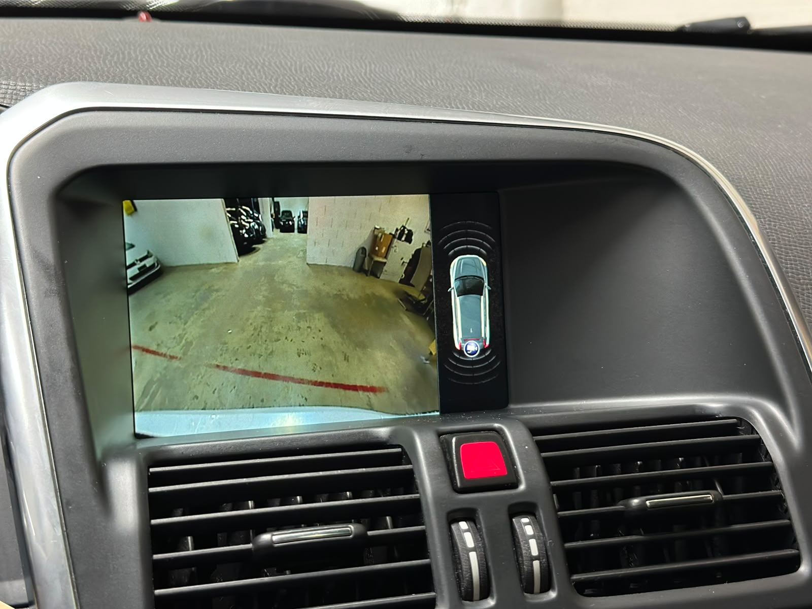 VOLVO XC60 T6 AWD Summum R-Design Geartronic-image-11