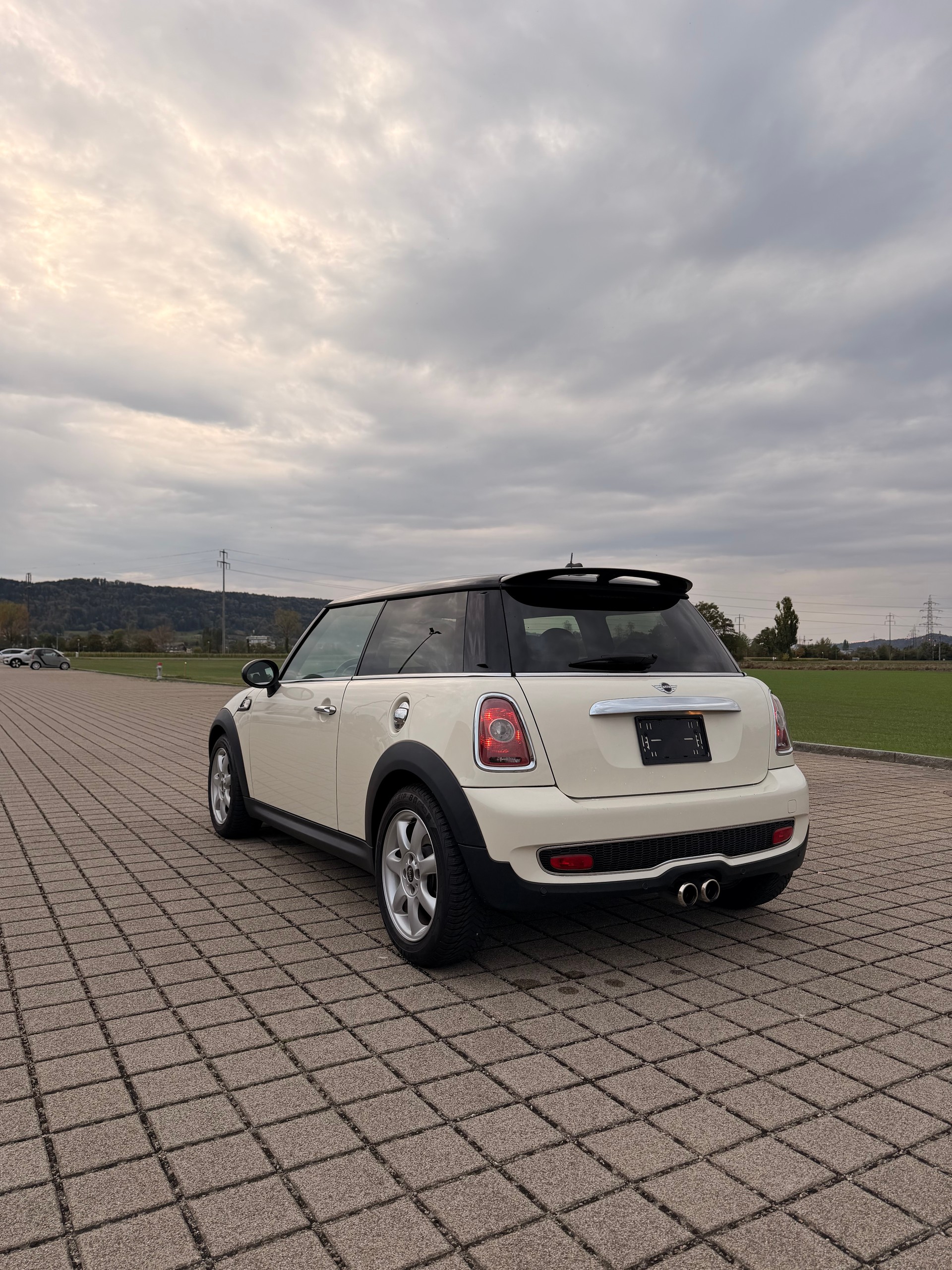 MINI Cooper S-image-11