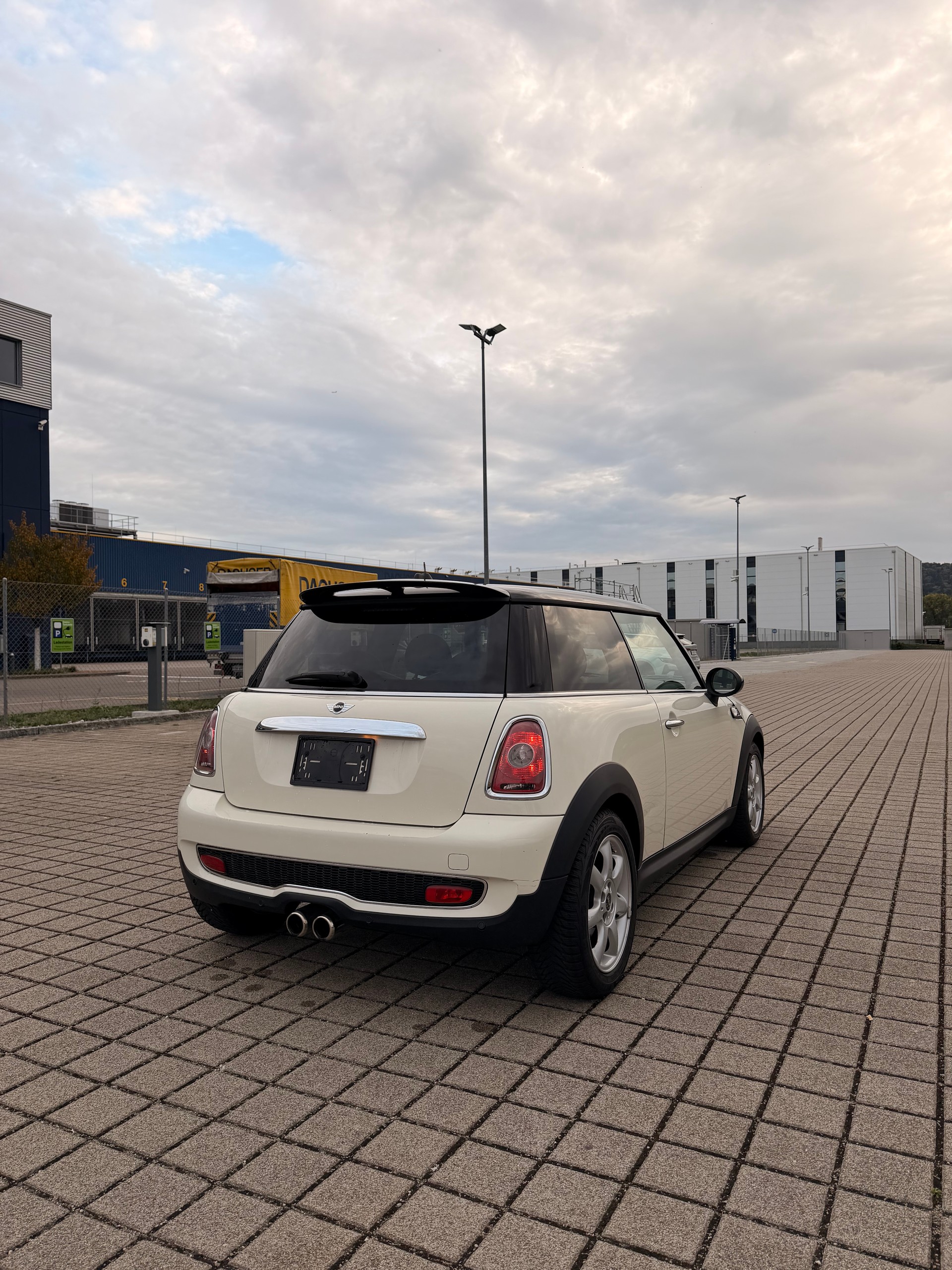 MINI Cooper S-image-7