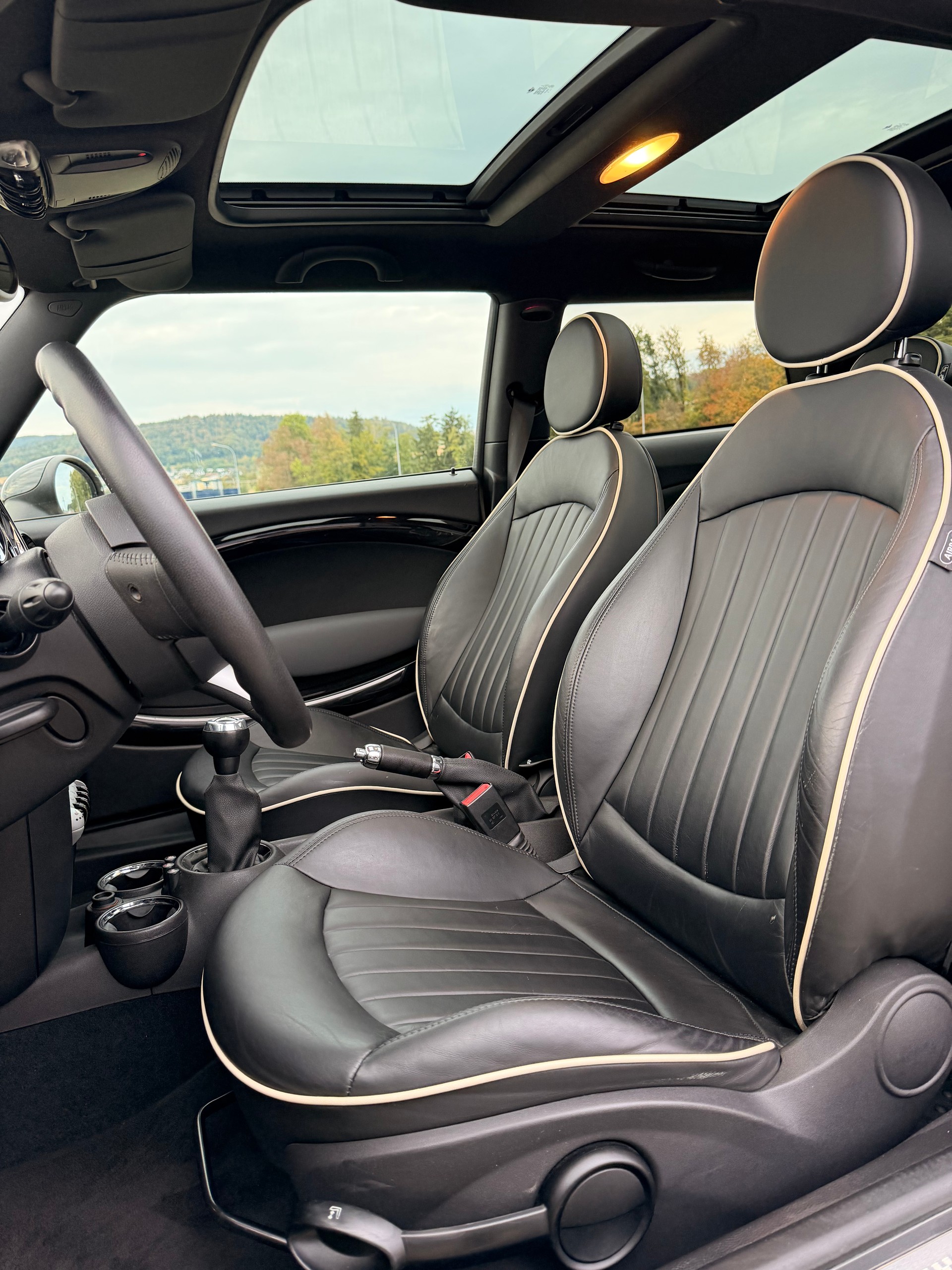 MINI Cooper S-image-20