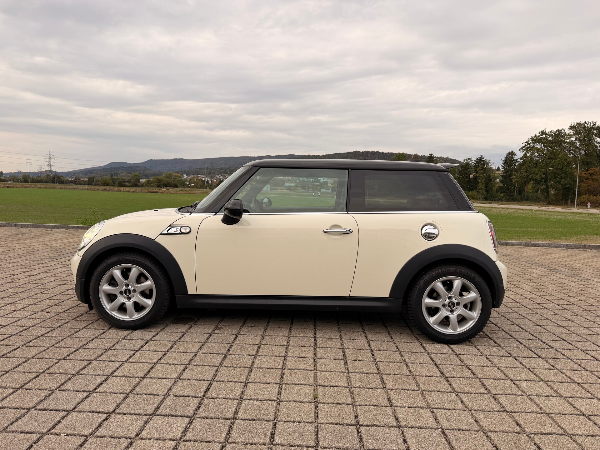 MINI Cooper S-image-14