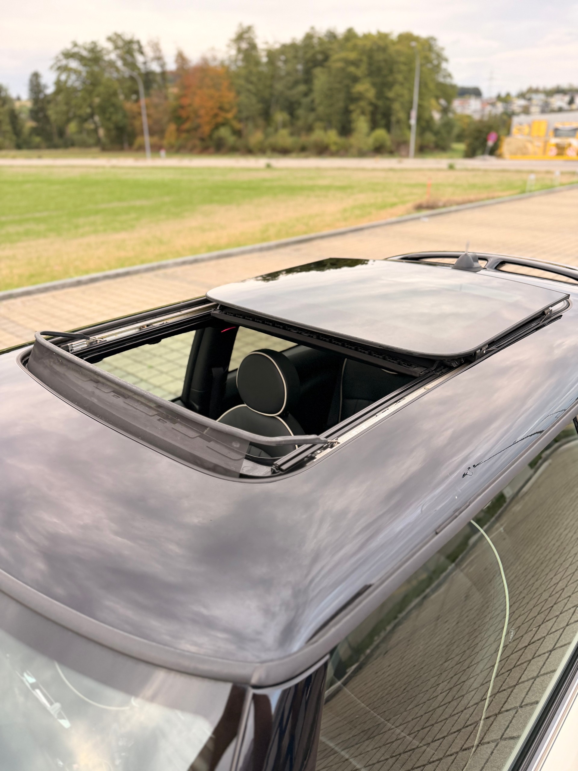 MINI Cooper S-image-30