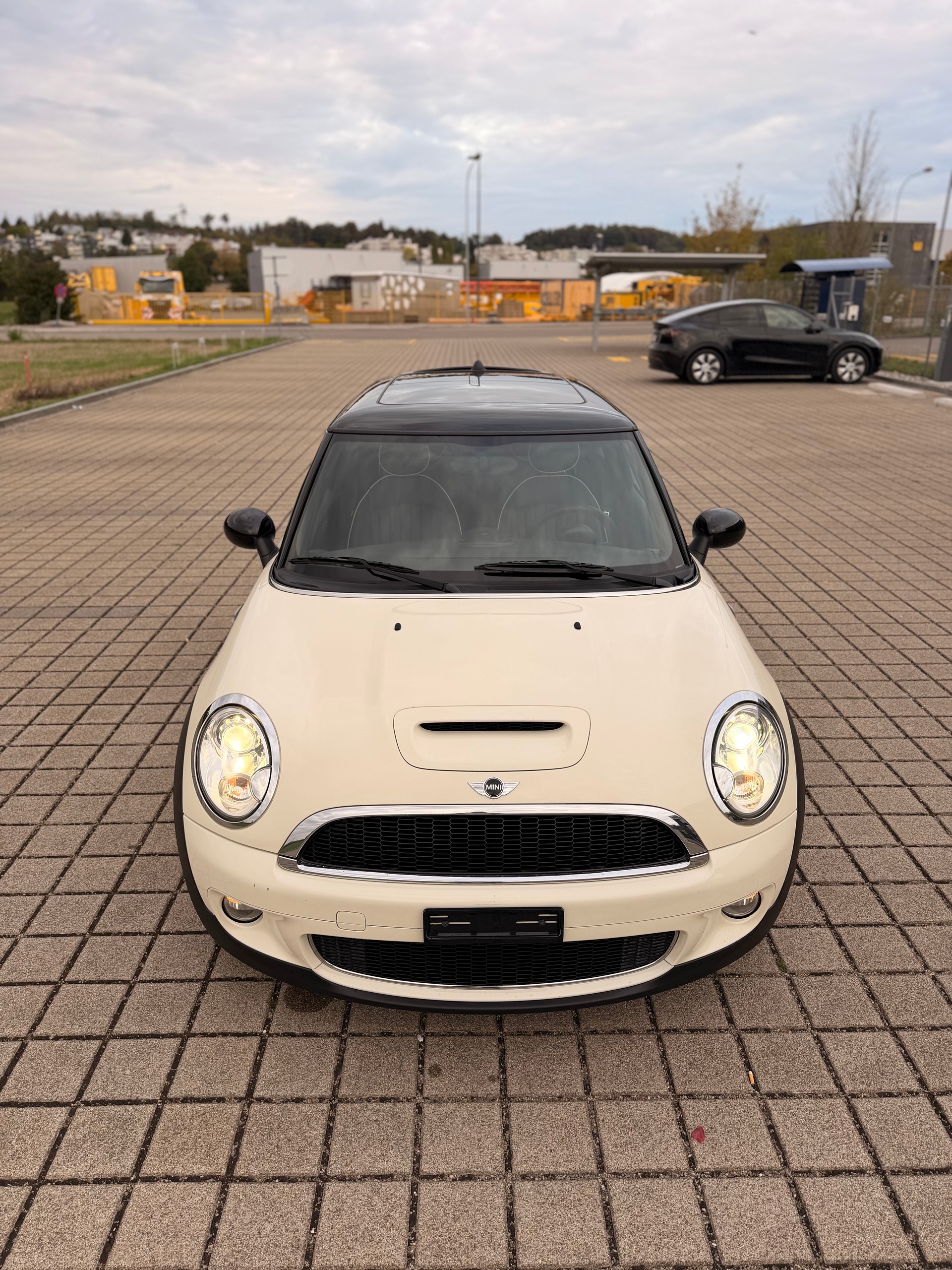 MINI Cooper S-image-2